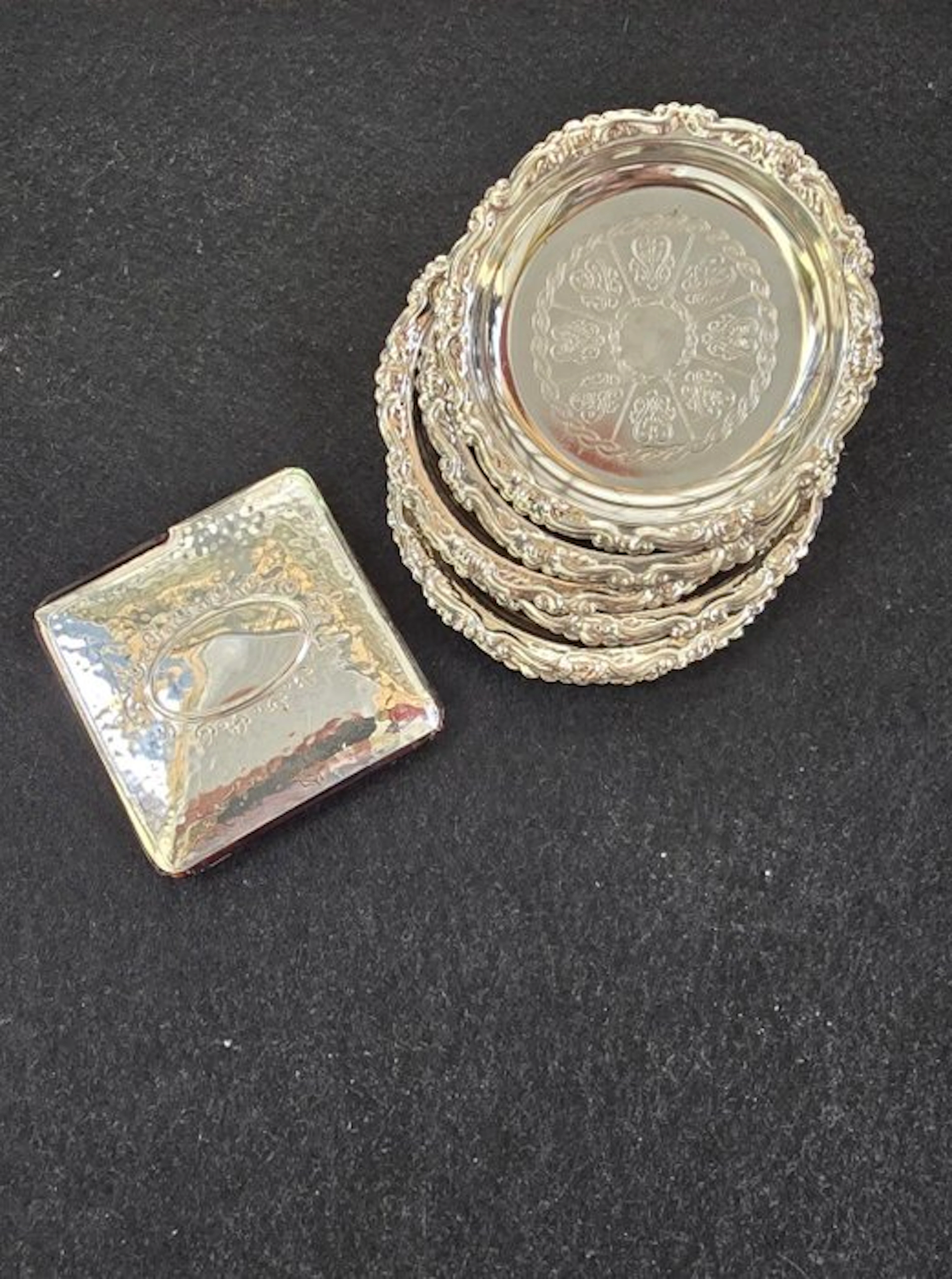 Coaster (7) - Silverplated - Vintage silver plated