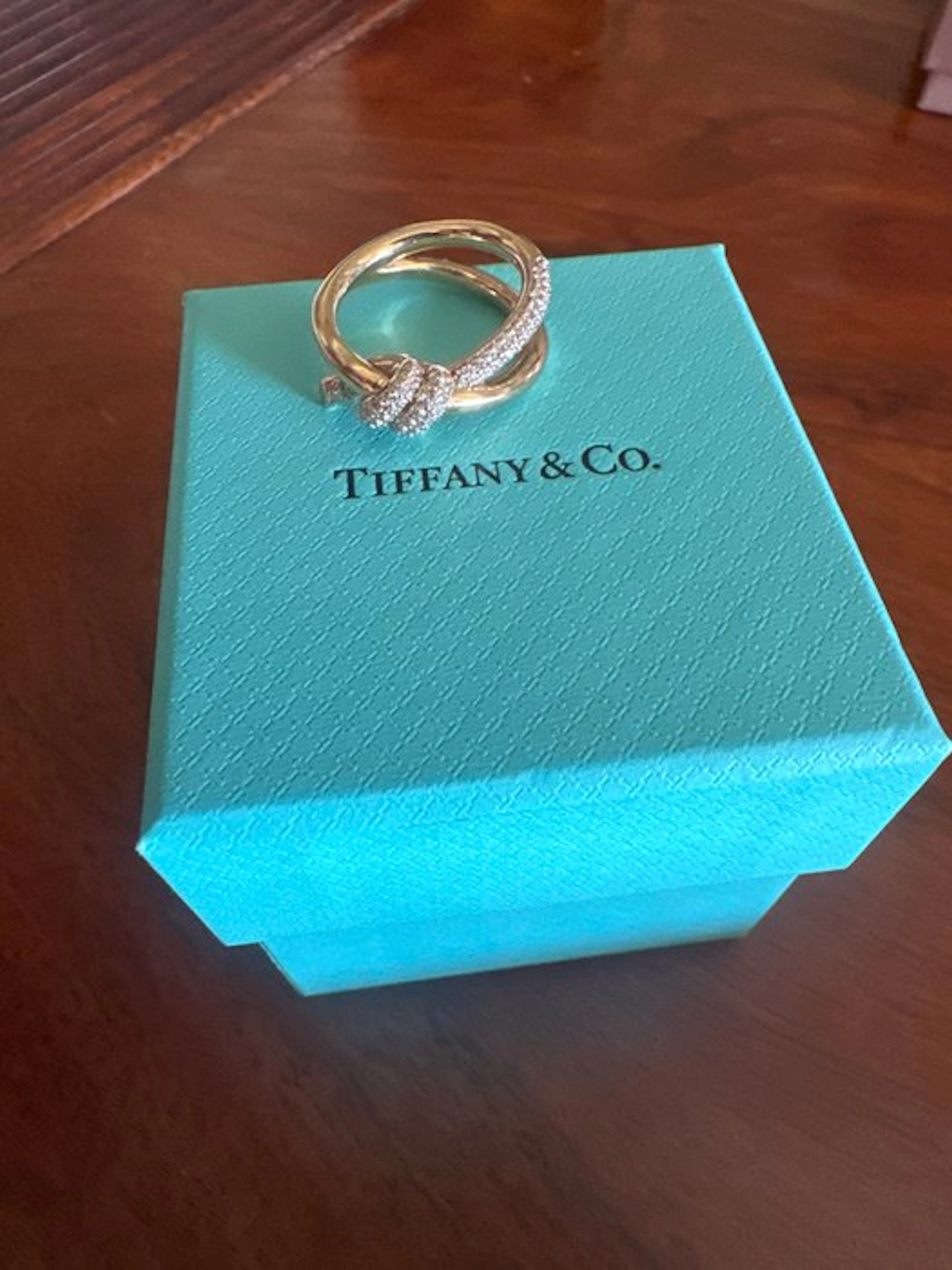 Tiffany & Co. - Ring - 18 kt. Yellow gold Diamond (Natural) - Diamond