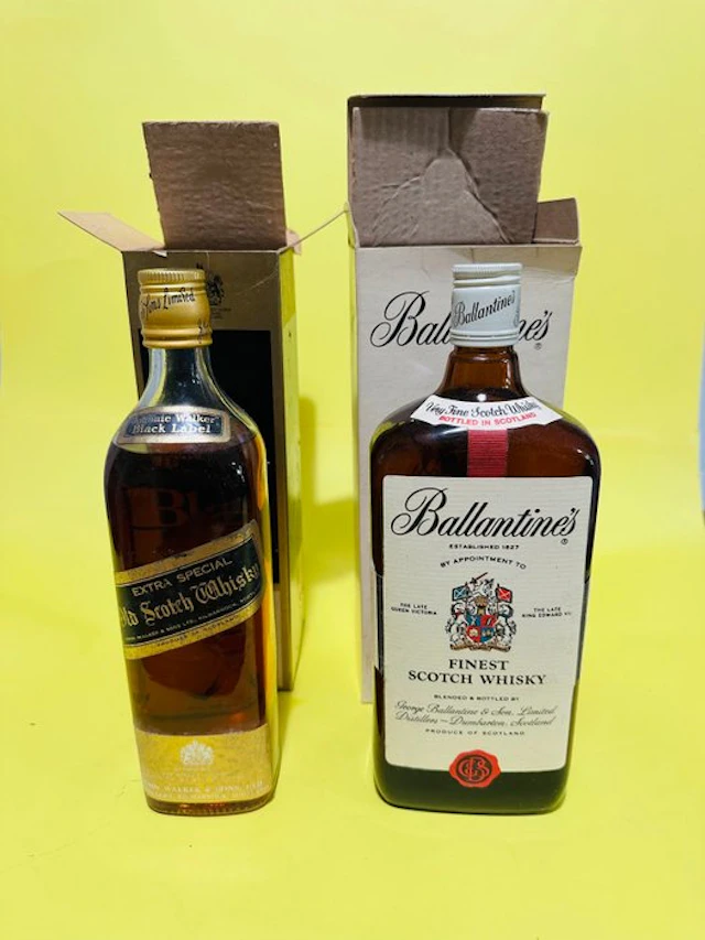 Johnnie Walker Black Label + Ballantine's Finest - b. 1970s - n/a - 2 bottles