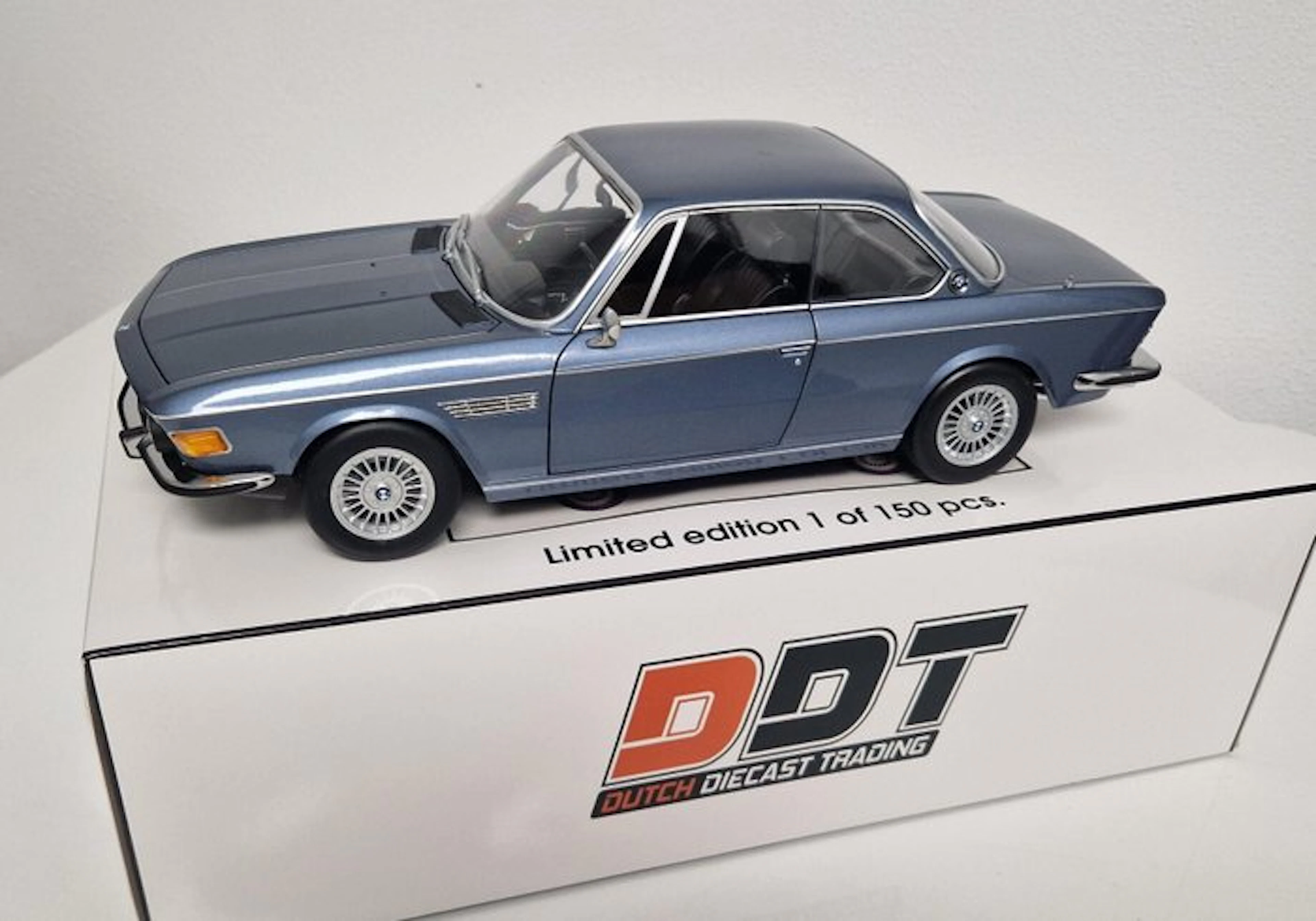 KK-Scale 1:12 - Model car - BMW E9 3.0 CSI (1971) Alpina...