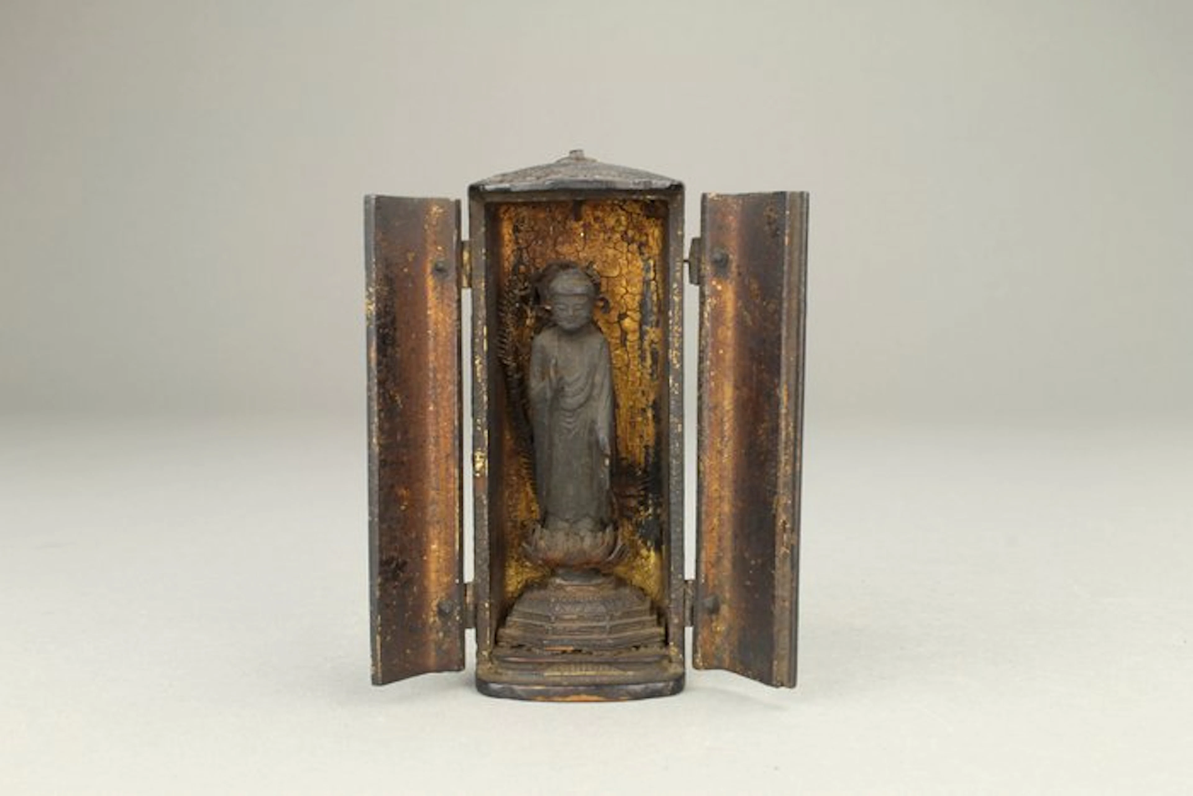Amida Buddha - butsudan - miniature shrine - Wood