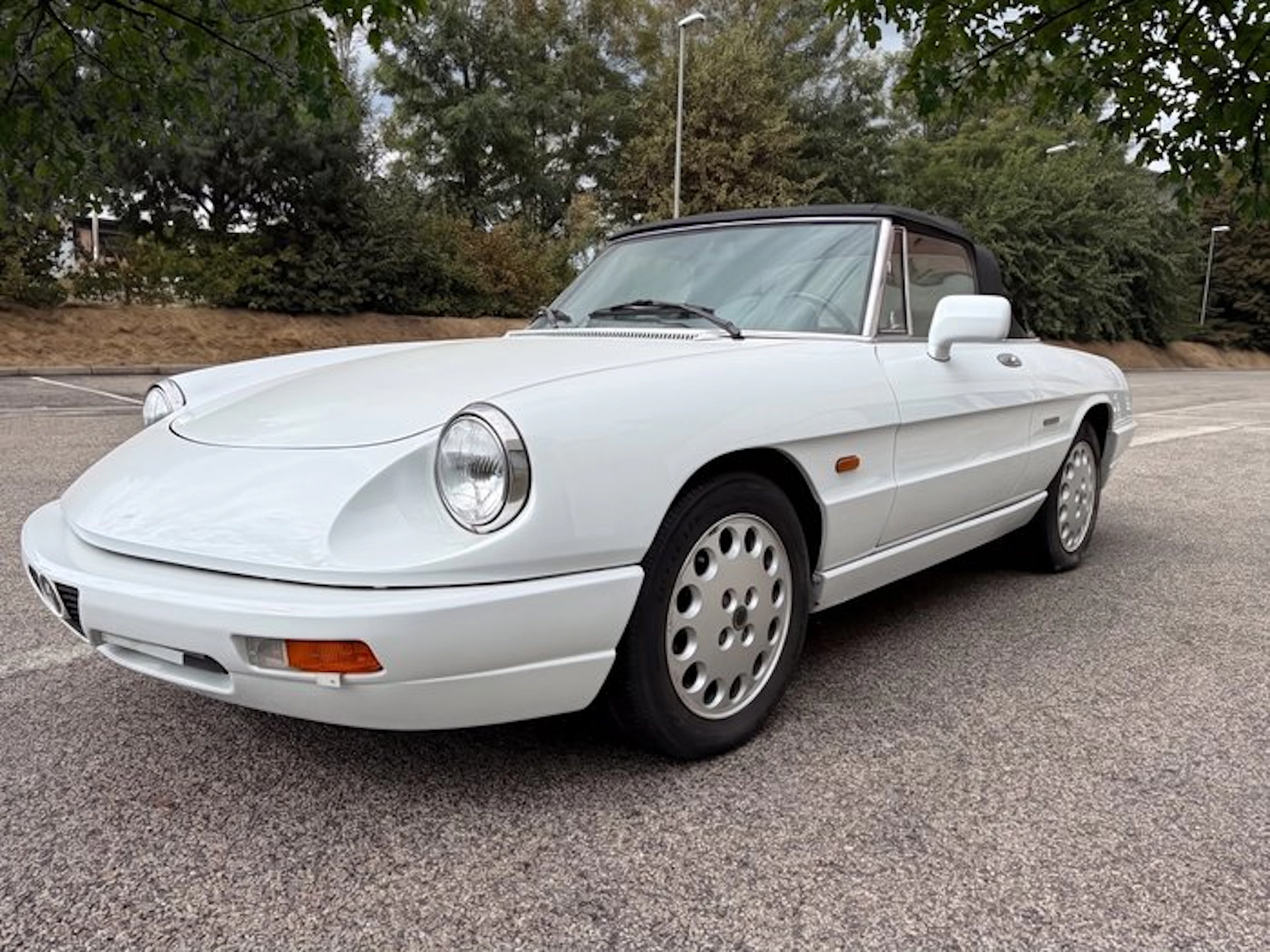 Alfa Romeo - Spider Series IV - 1991