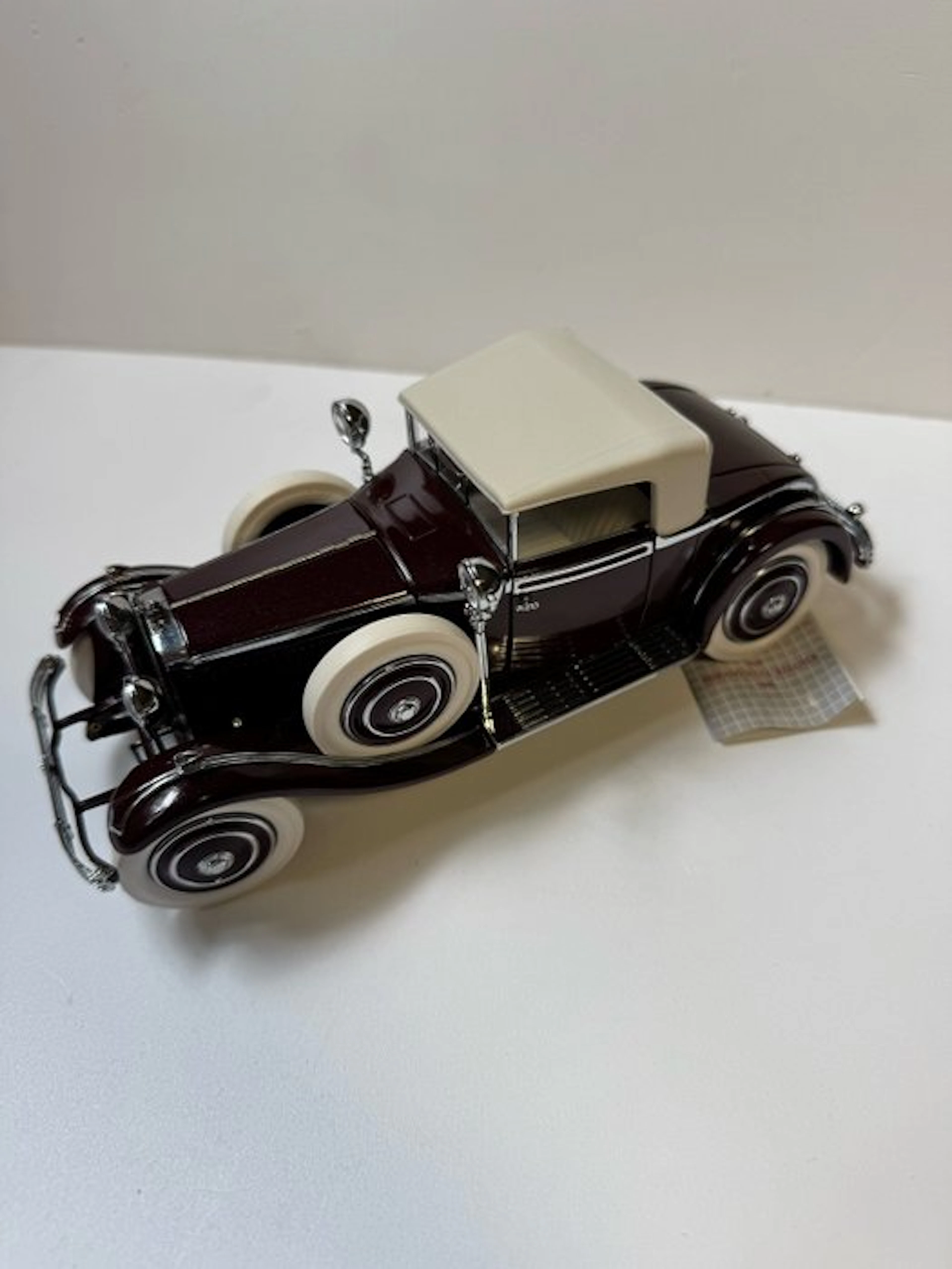 Franklin Mint 1:24 - Model car - Hispano-Suiza H6B Kellner de 1925