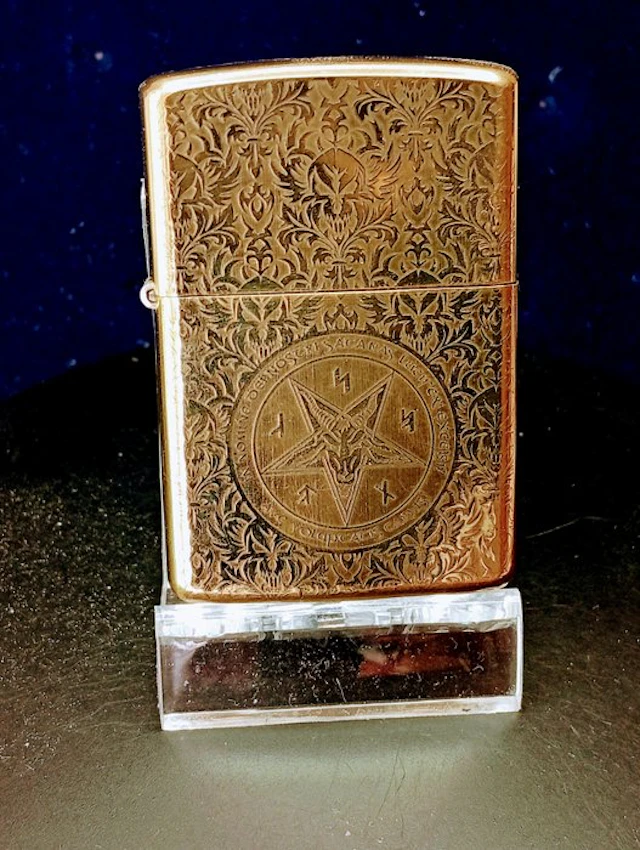 Zippo - Zippo Ice High Gloss - No reserve price - Pocket lighter - Brass, Steel