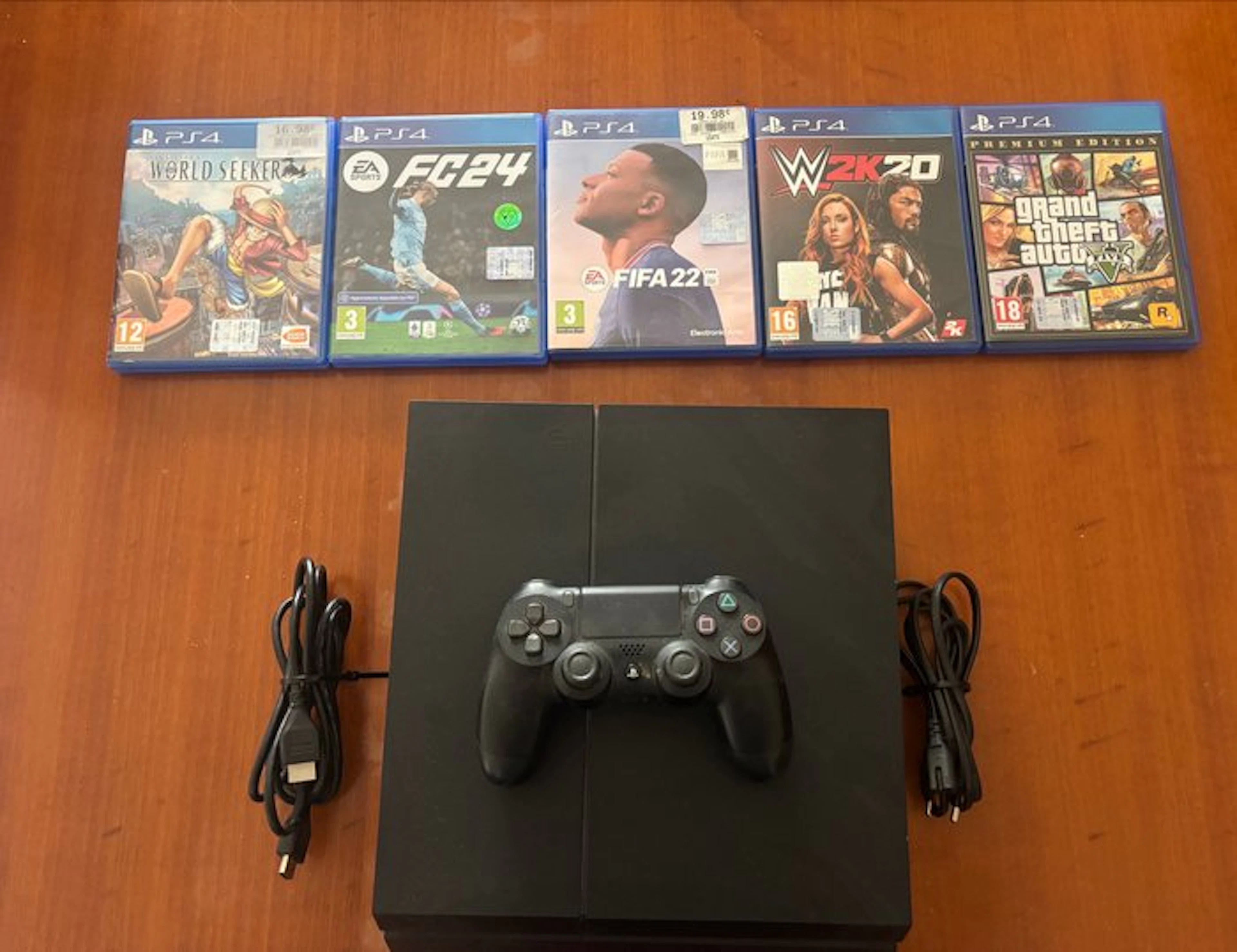 Sony - Playstation 4 (PS4) - Video game console + games