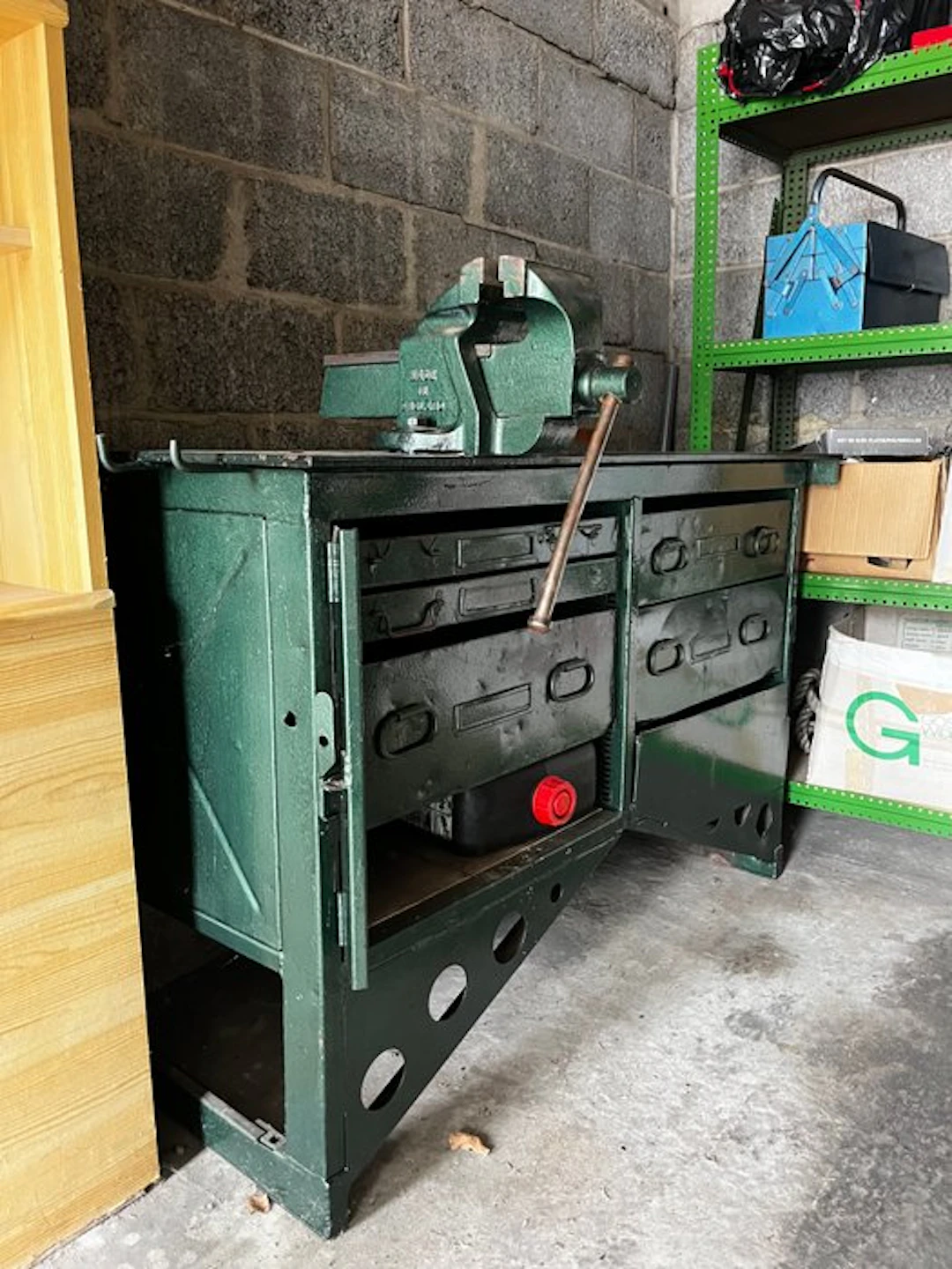 Workbench - Cast iron, Steel - Opel Blitz workbench