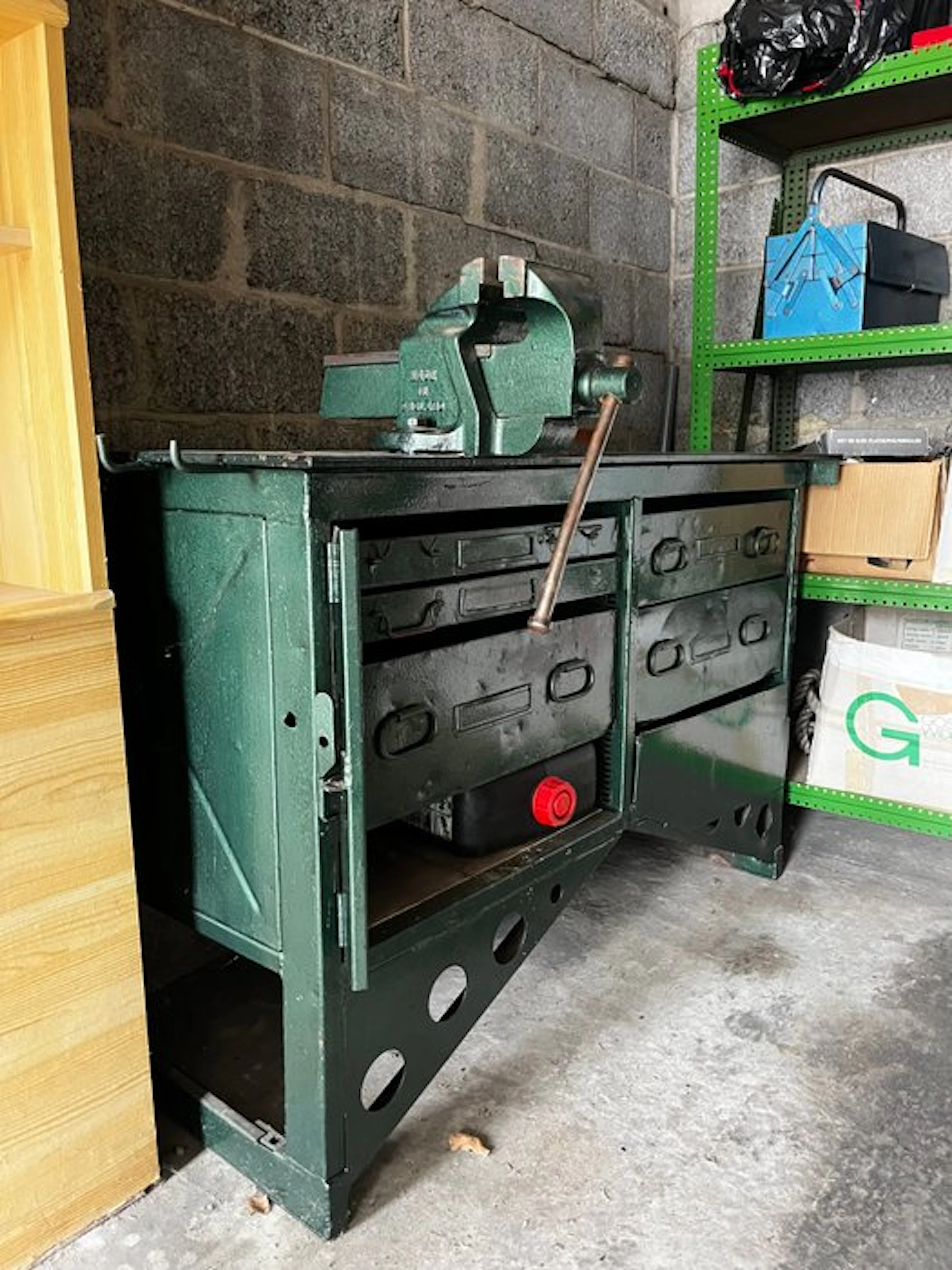 Workbench - Cast iron, Steel - Opel Blitz workbench