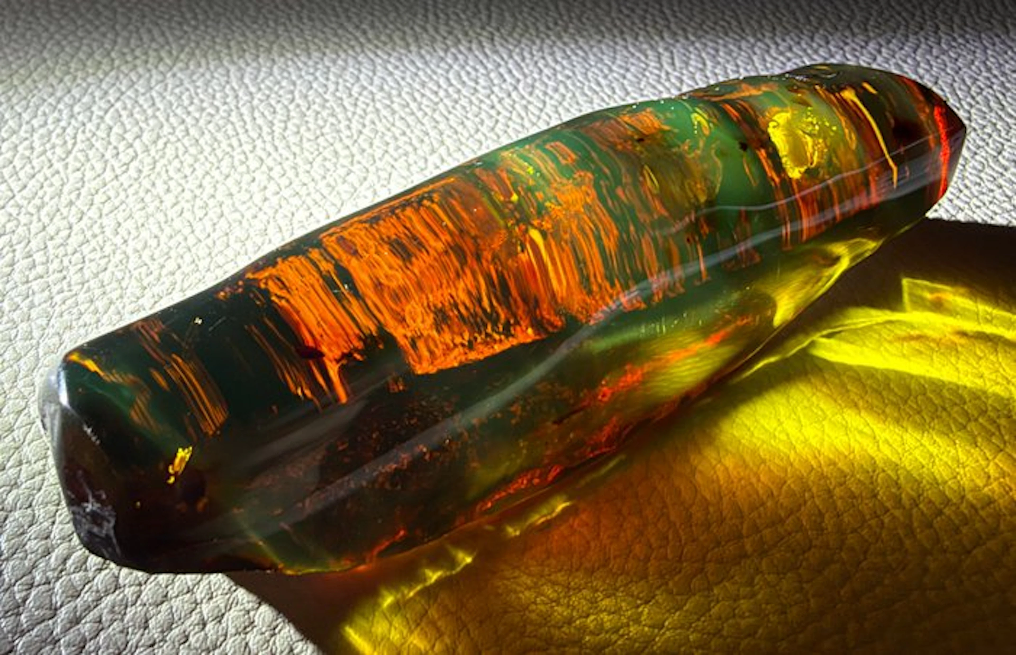 Mexican Amber Chiapas!! AAA No Reserve Price- 31 g