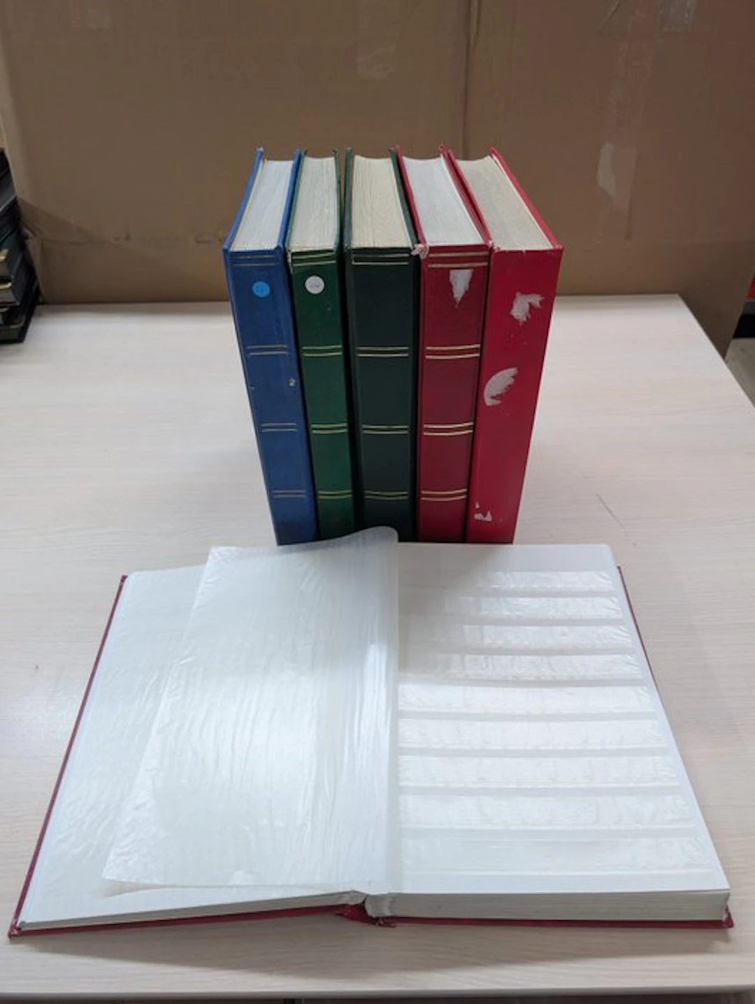 Second-hand - Second-hand accessories - 6 second-hand insert books