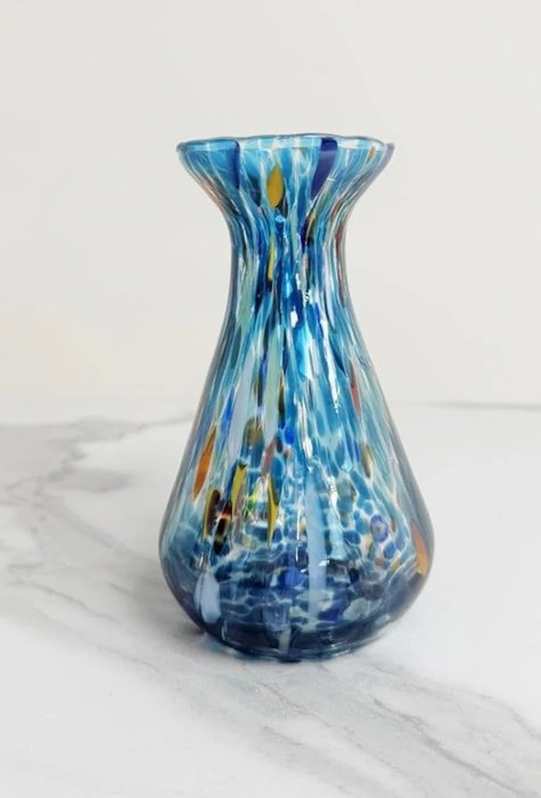 Vase - Hand-blown glass. - Made in Italy
