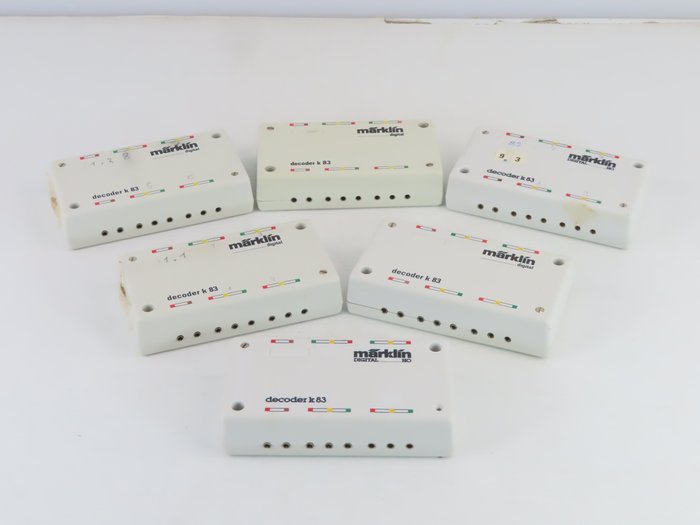 Märklin H0 - 6083 - Digital control unit (6) - 6x K83 changeover ...