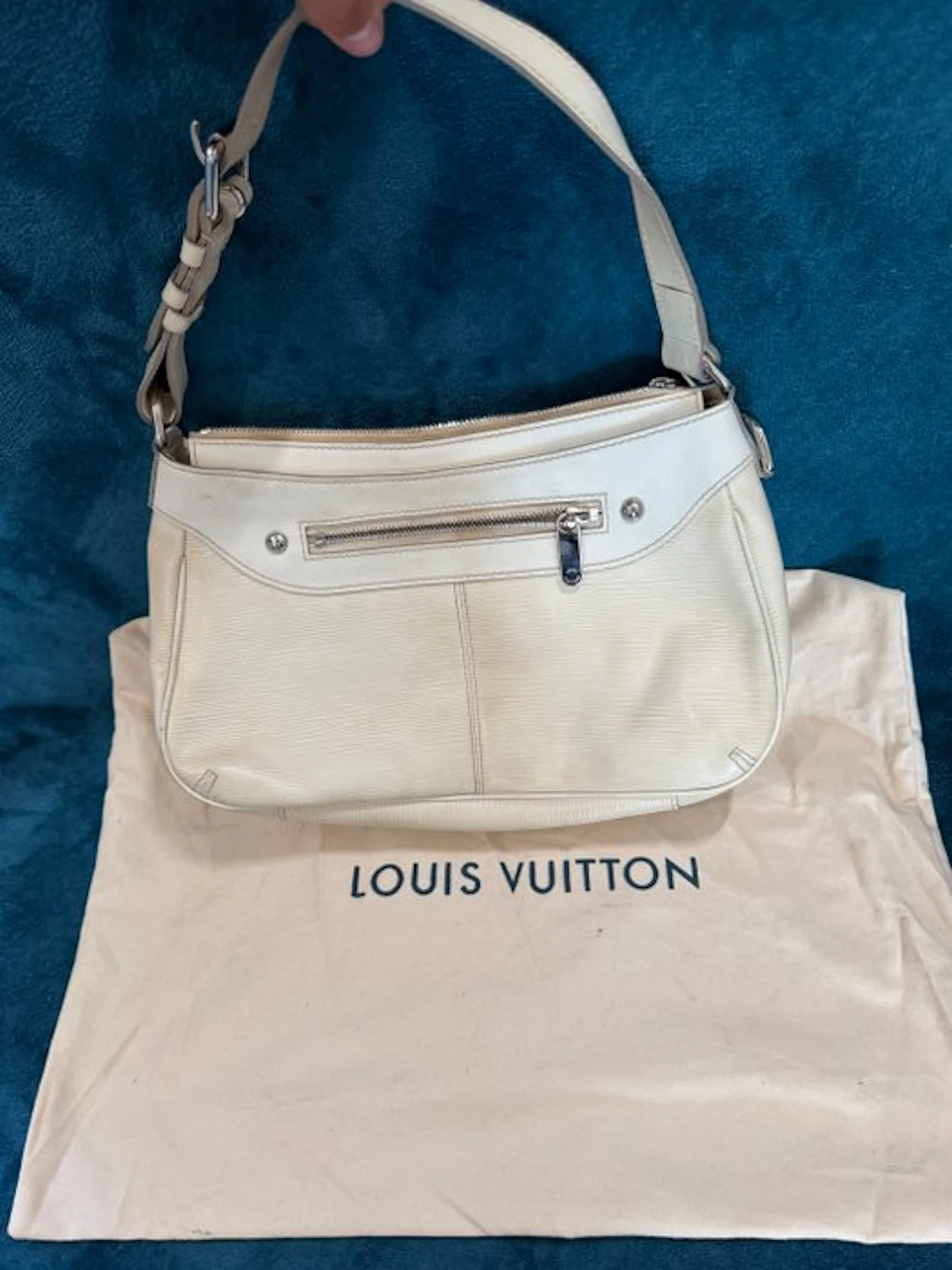 Louis Vuitton - turenne pm - Handbag