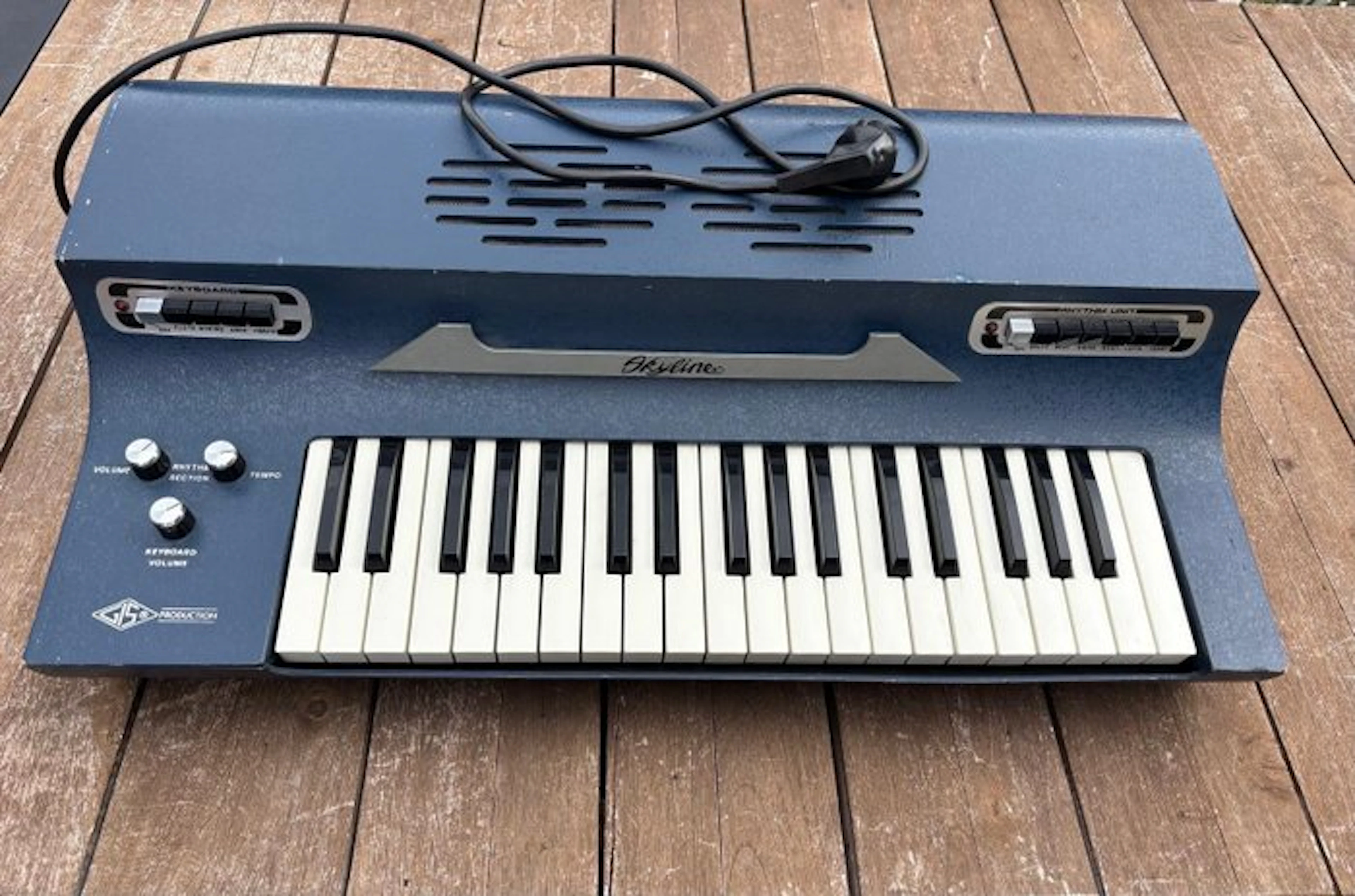GIS PRODUCTION - Skyline 37T - - Musical instrument - Italy (No reserve price)
