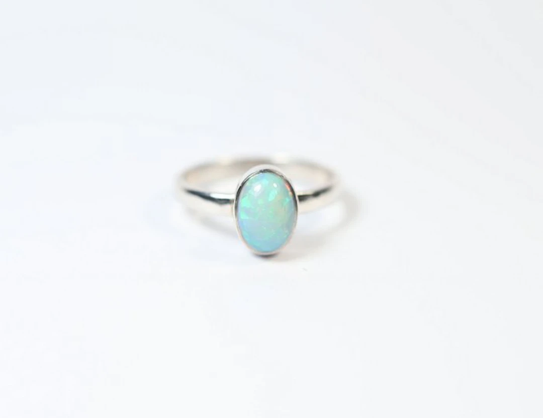 Ethiopian Opal / Welo Opal Ring / Cabochon / new- 2.62 g - (1)