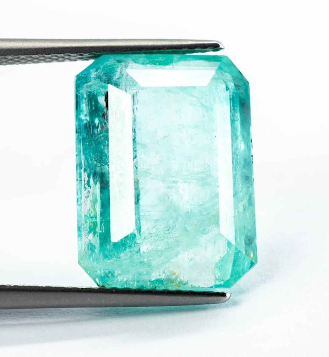 No reserve price Green Emerald - 14.33 ct - International...