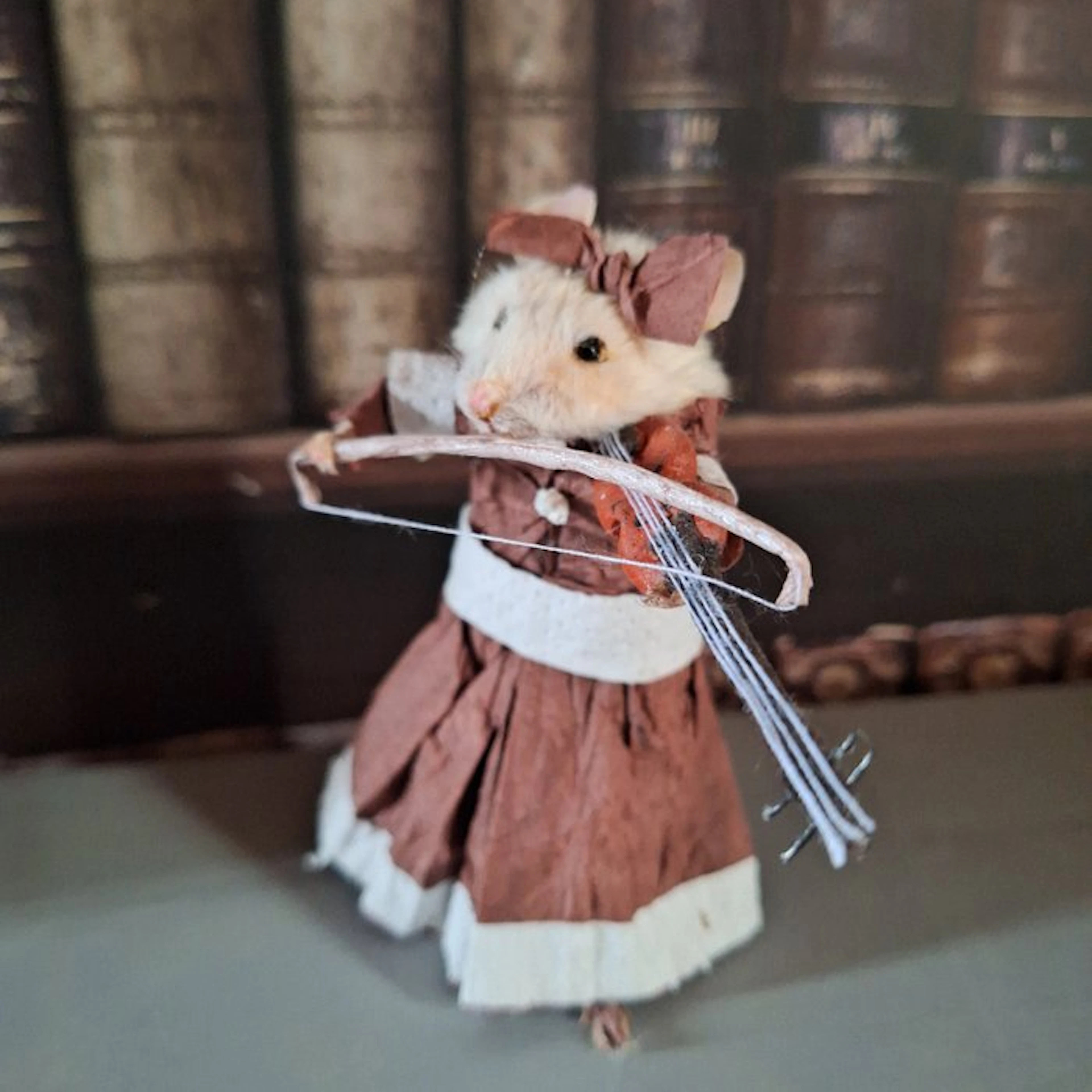 Mouse Taxidermy full body mount - mus musculus - 8 cm - 2...