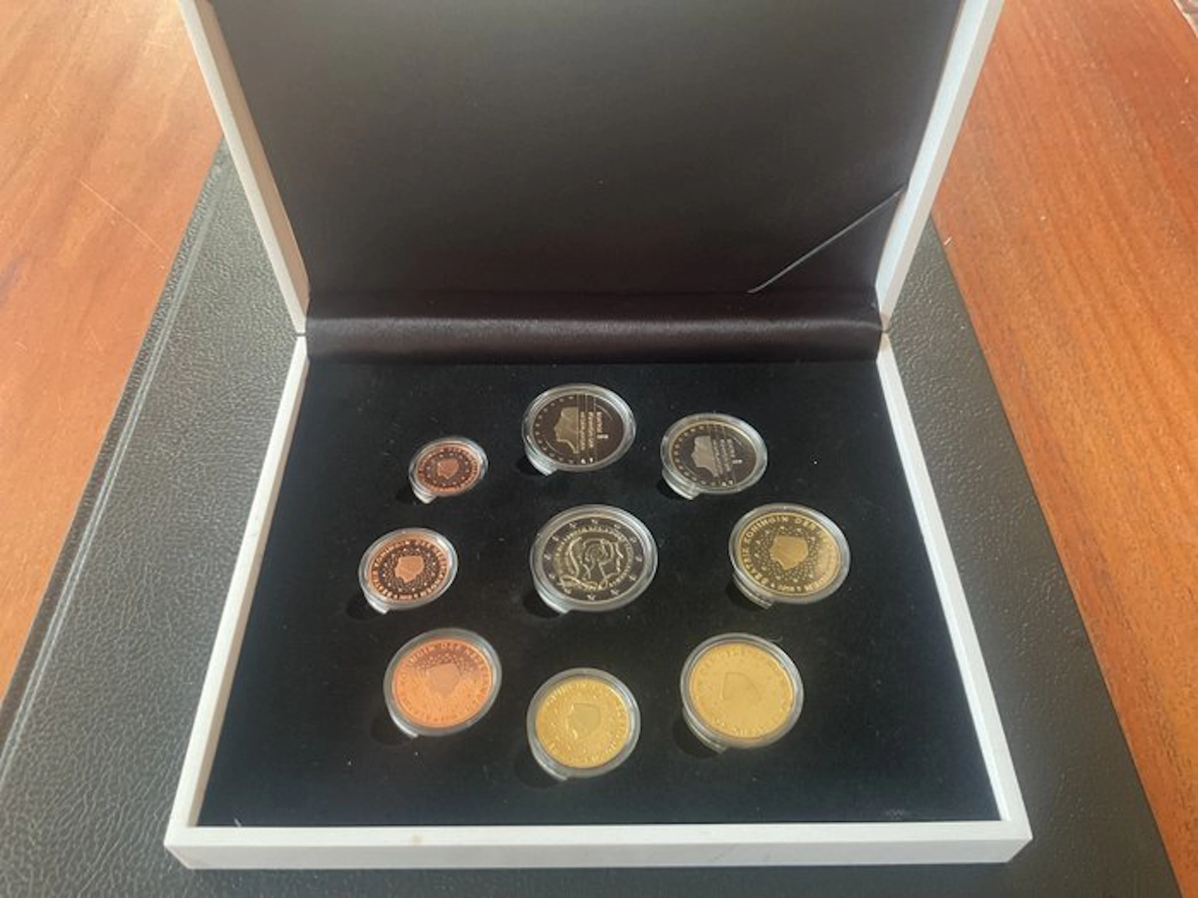 Netherlands. Proof Set 2013 (No reserve price)