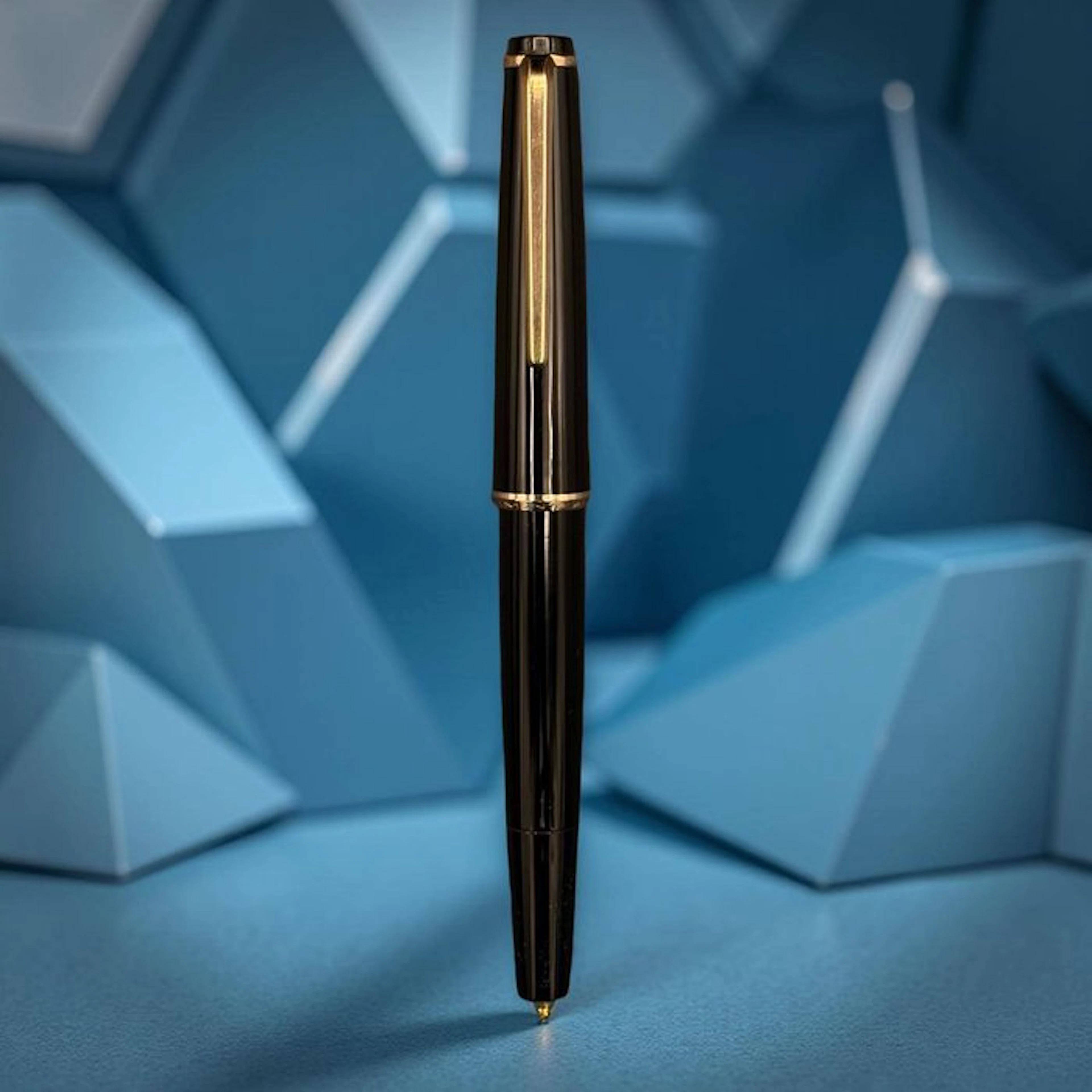 Montblanc - Meisterstück Nº 32 - Fountain pen