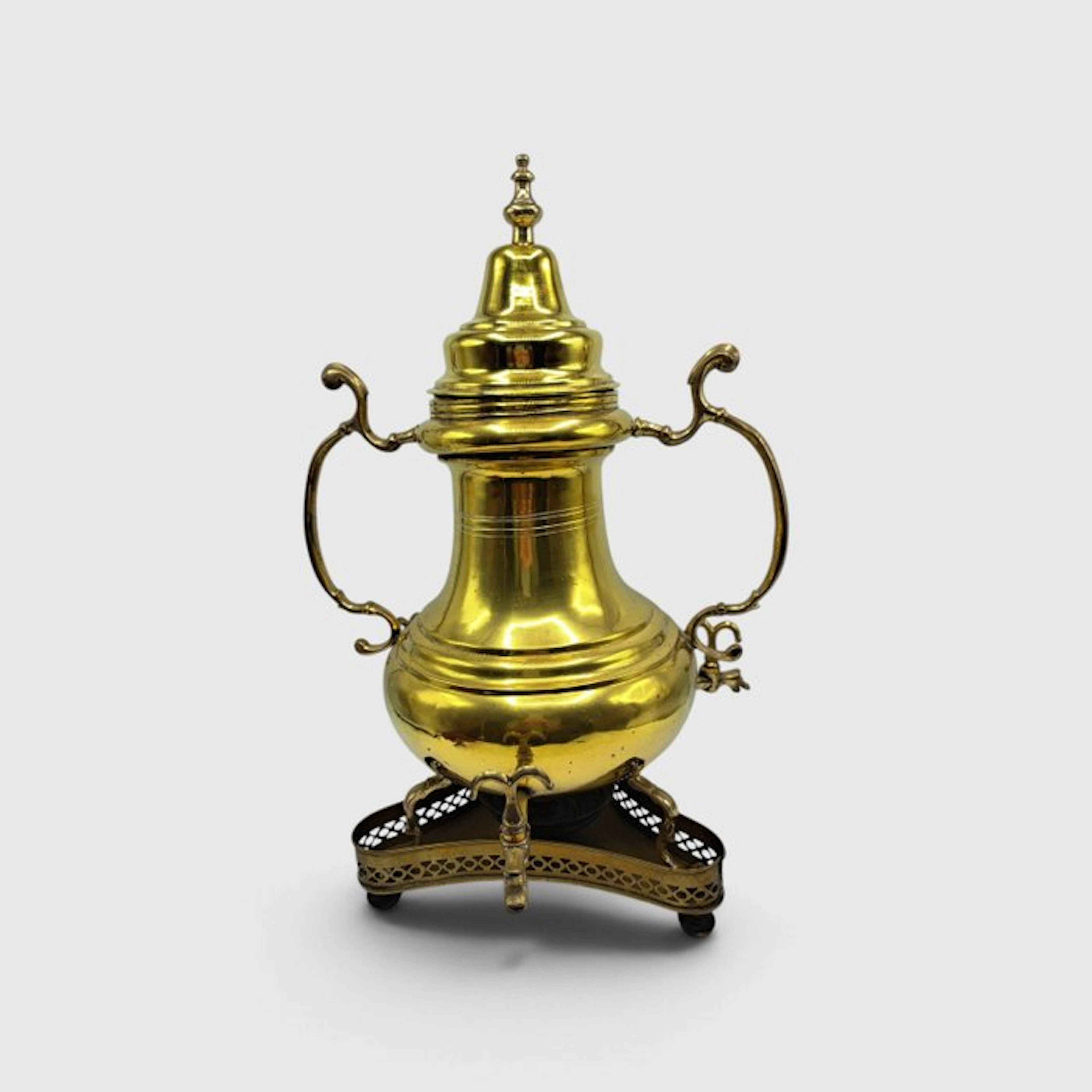 Coffee pot - Kraantjeskan - Brass - Droppelmina