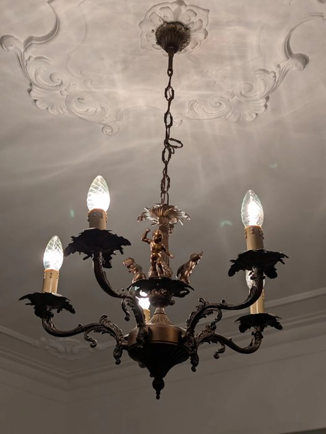 Chandelier - Bronze