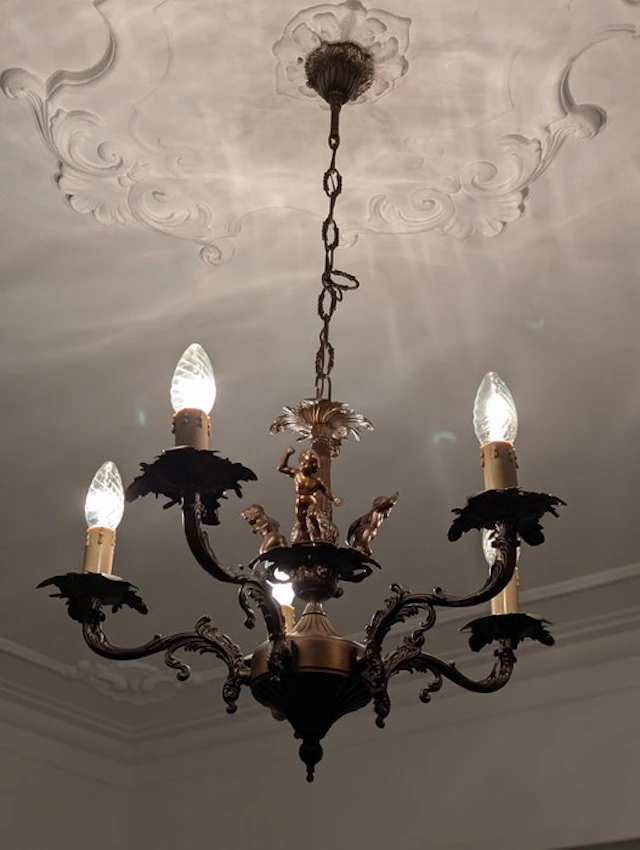 Chandelier - Bronze