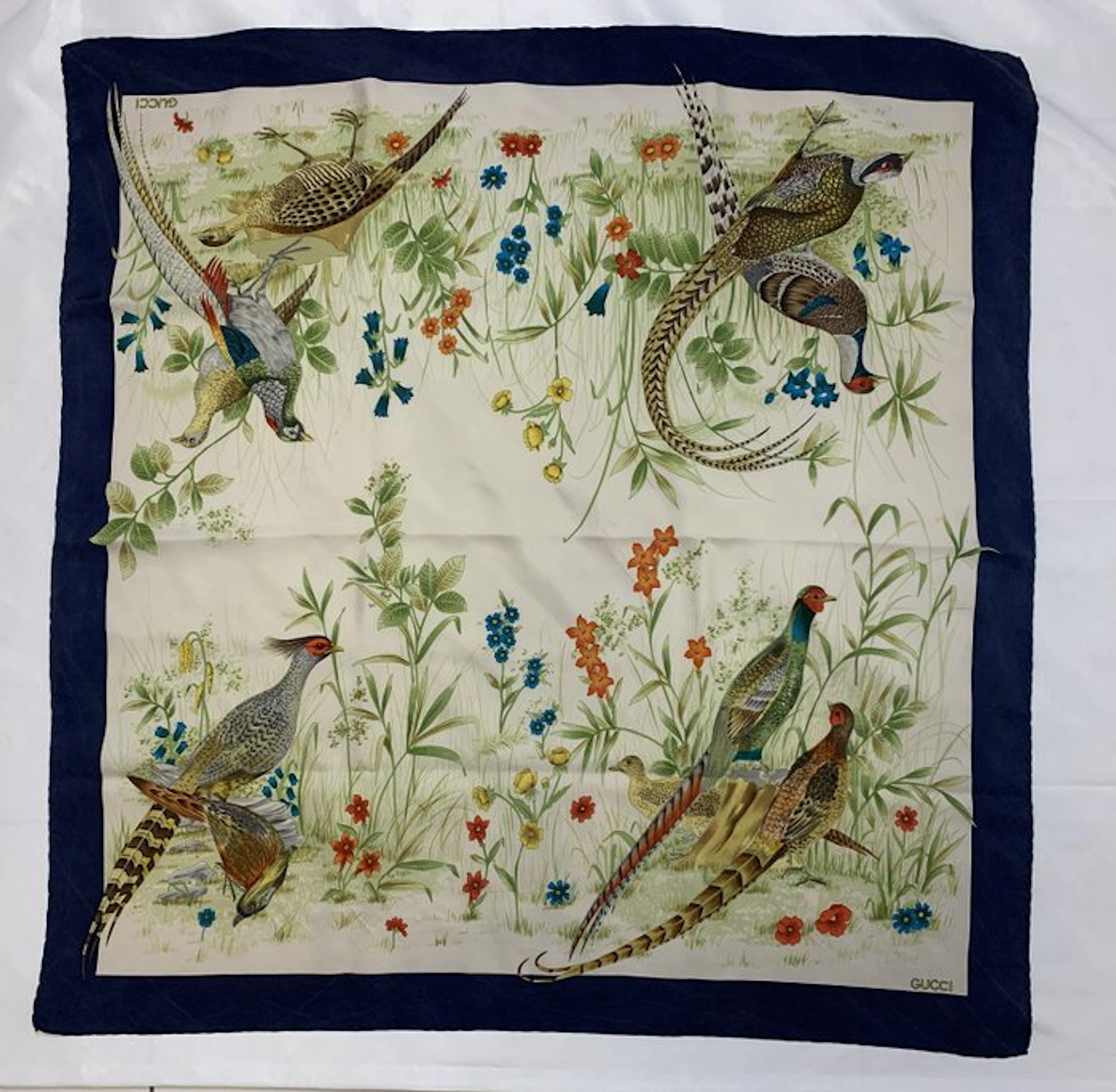 Gucci - stampa naturalistica con fagiani e fiori - Foulard
