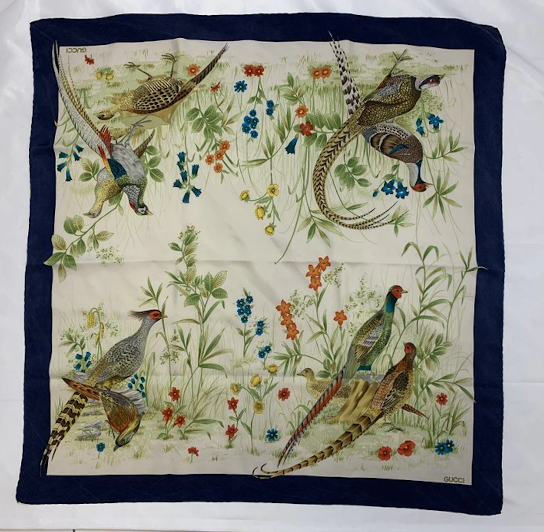 Gucci - stampa naturalistica con fagiani e fiori - Foulard