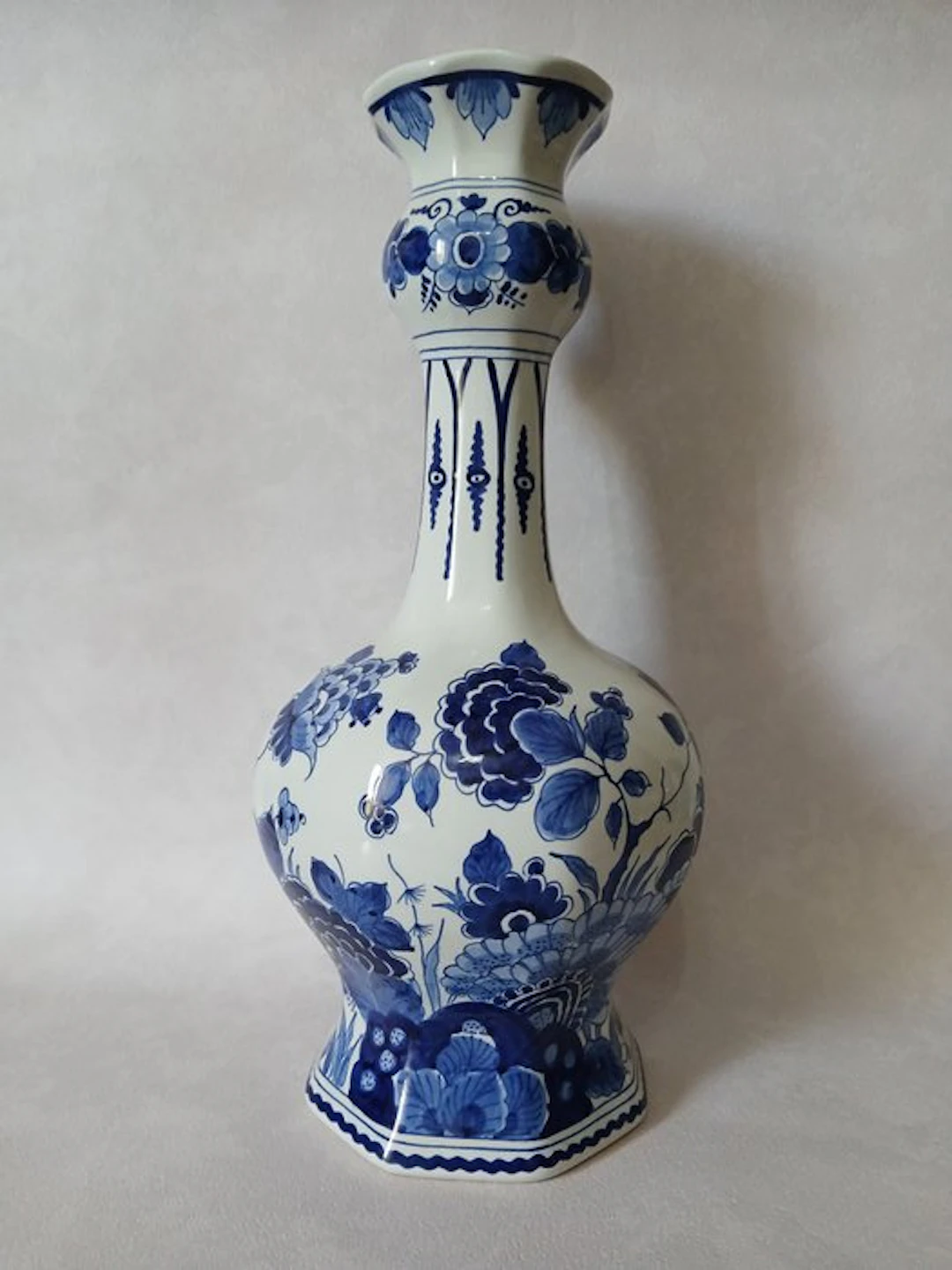 De Porceleyne Fles, Delft - Vase - Delftware - bottle vase