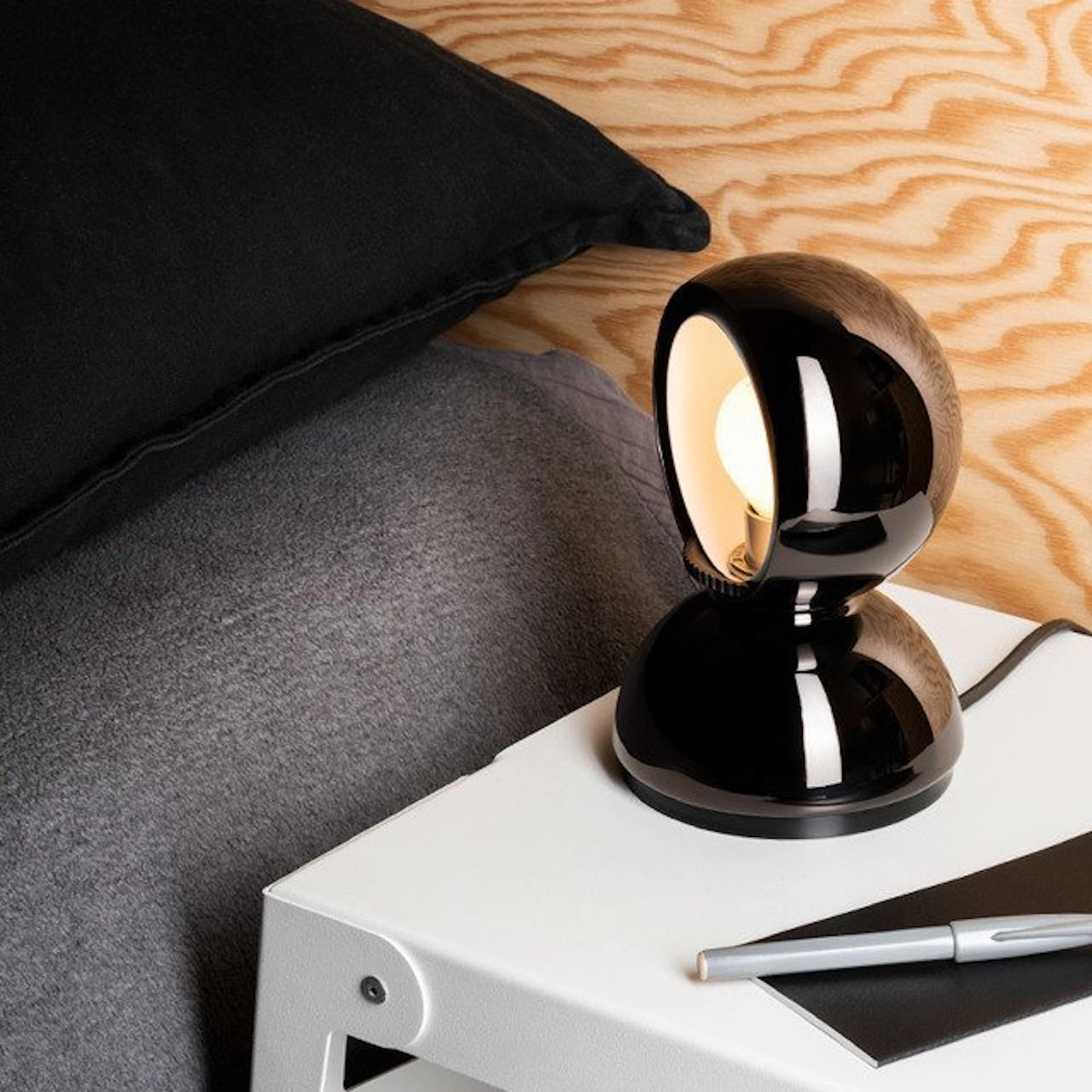 Artemide - Vico Magistretti - Table lamp - Eclipse...