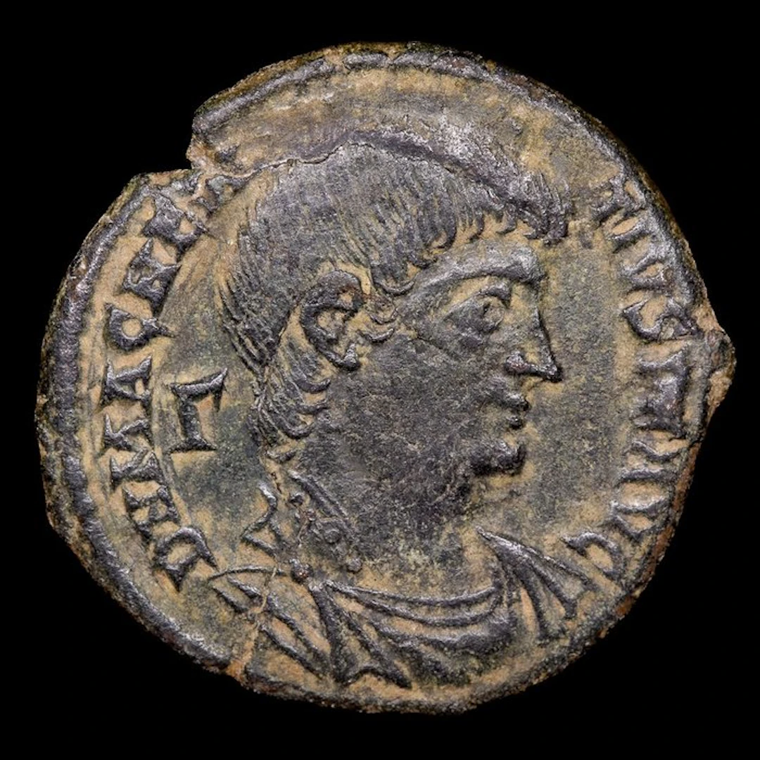 Roman Empire. Magnentius (AD 350-353). Maiorina Roma (No reserve price)