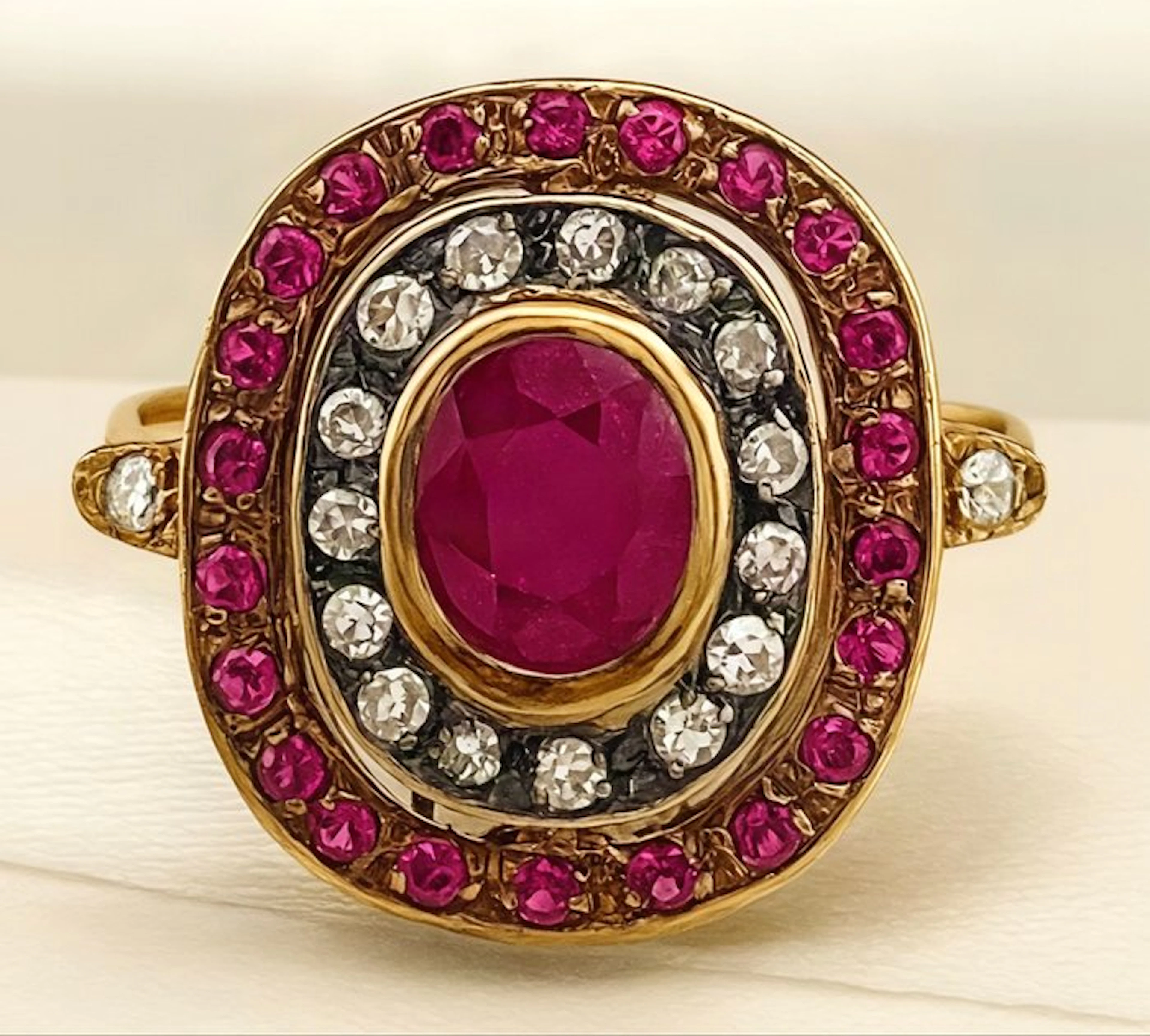 No reserve price - Ring - 9 kt. Yellow gold, Silver Diamond (Natural) - Ruby