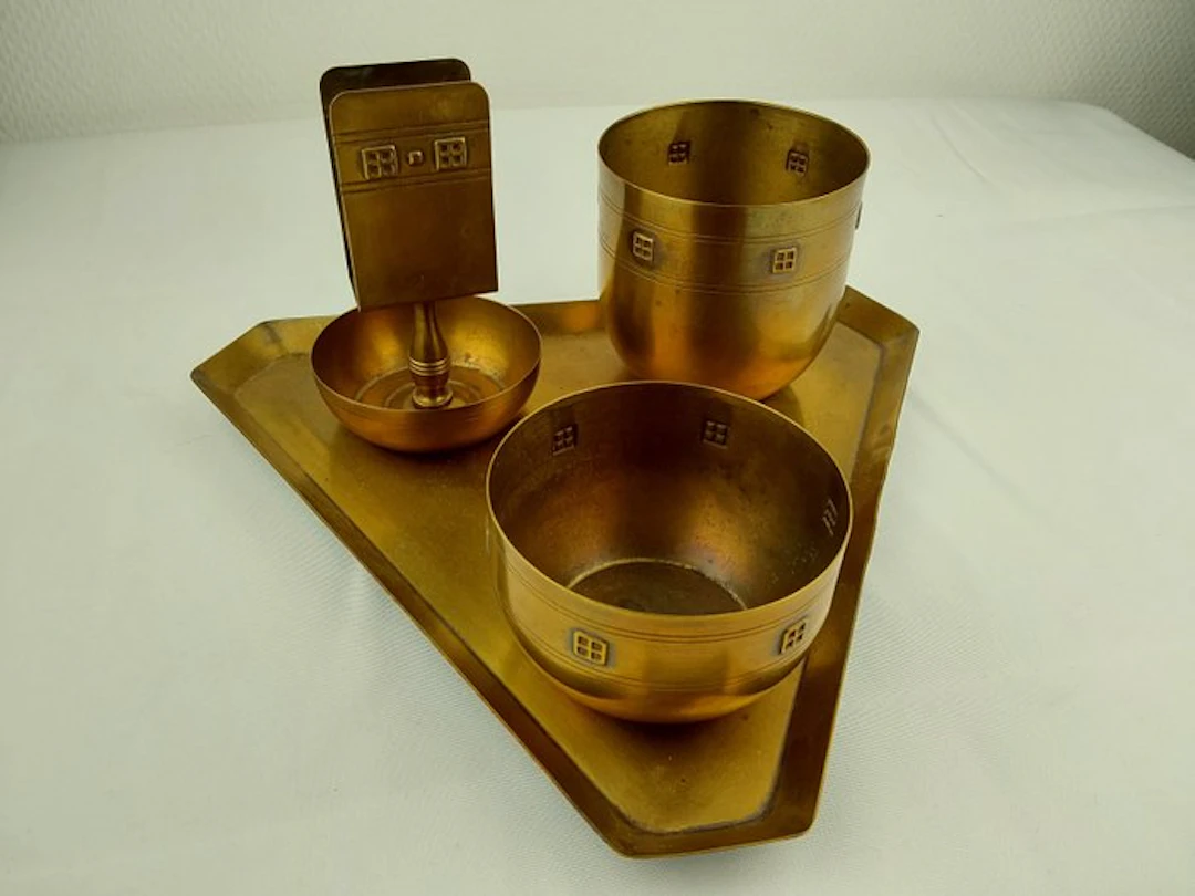 Amsterdamse School messing rookset (4) - ca. 1905 - Tobacco box (4) - Copper