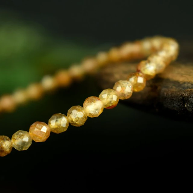 Genuine natural yellow sapphire - High quality- 5.9 g