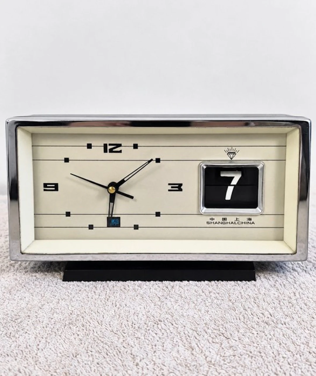 Table clock - Diamond - Plastic, Steel - 1950-1960 - Space age Clock