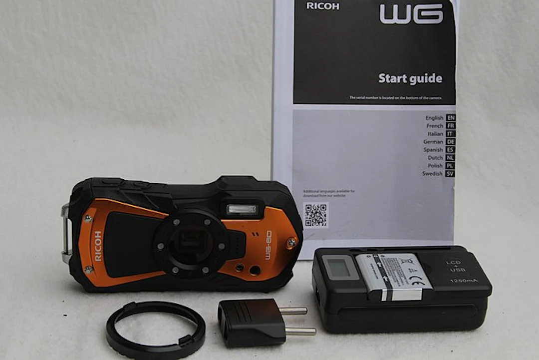 Ricoh WG-80 Underwater camera