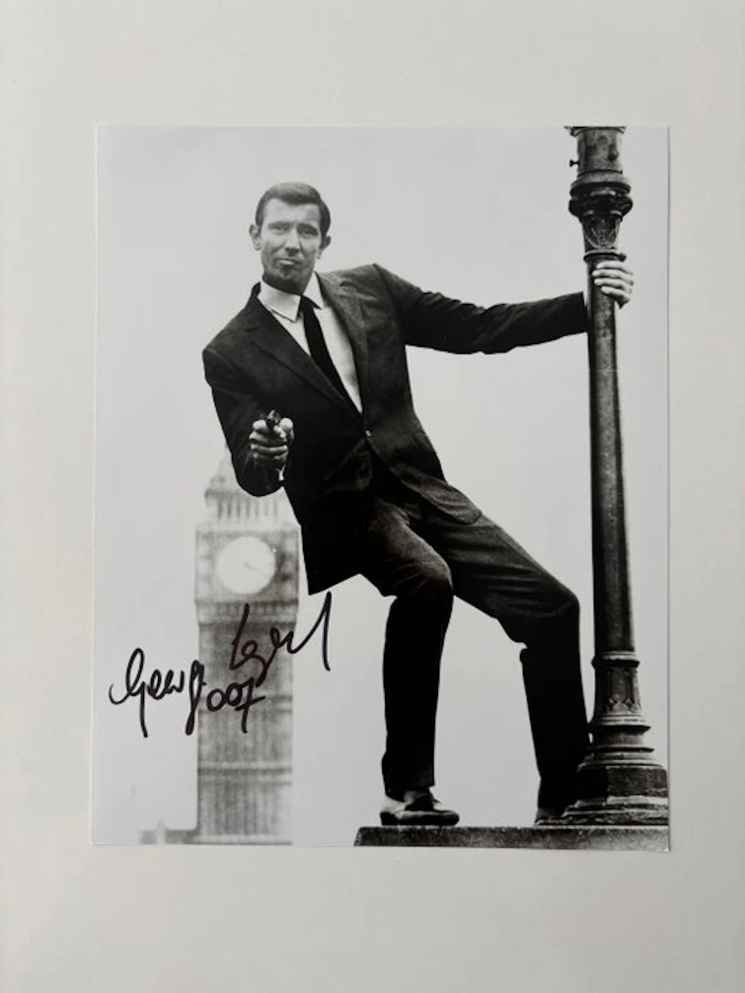 James Bond 007: On Her Majesty’s Secret Service - George...