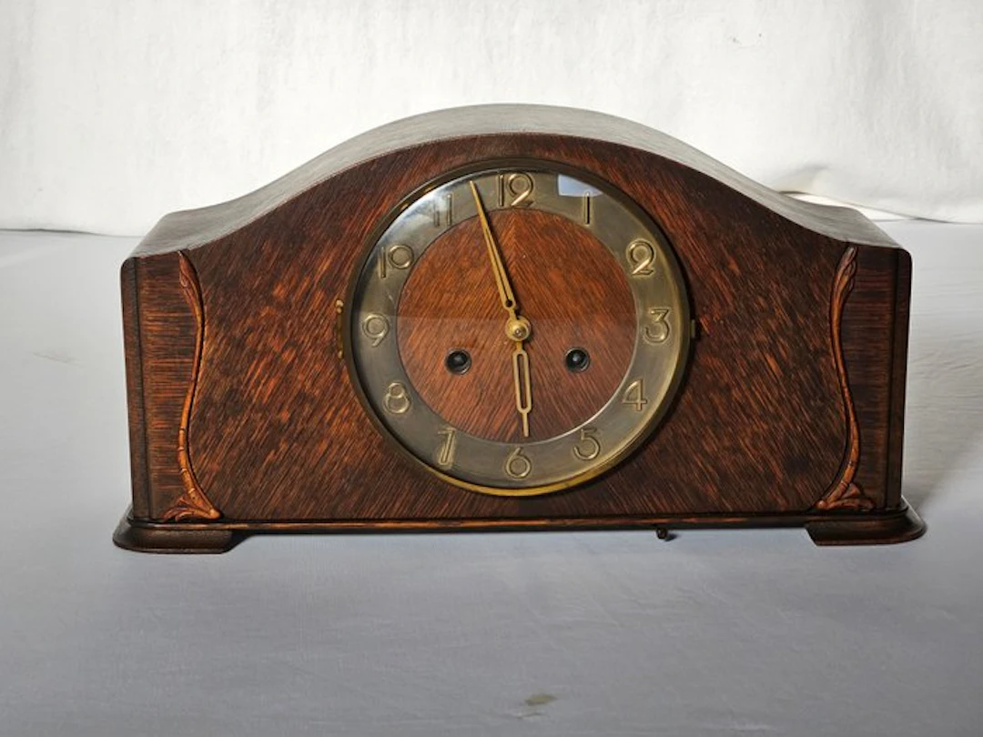 8-day pendulum - Kienzle Clock - Art Deco Oak cabinet - 1930-1940 - Good