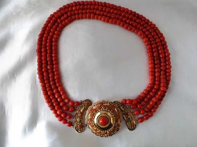 Necklace - 14 kt. Yellow gold Blood Coral - Blood Coral - Dutch coral necklace