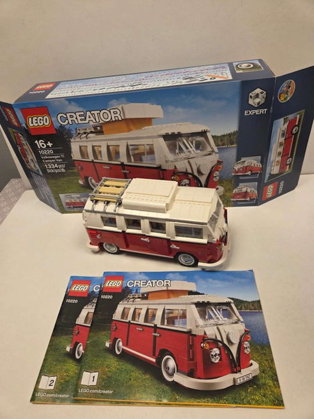 LEGO Set - 10220 - Creator - Volkswagen T1 Camper Van