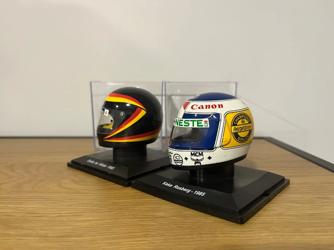 Spark 1:5 - Model race car (2) - Keke Rosberg 1985...