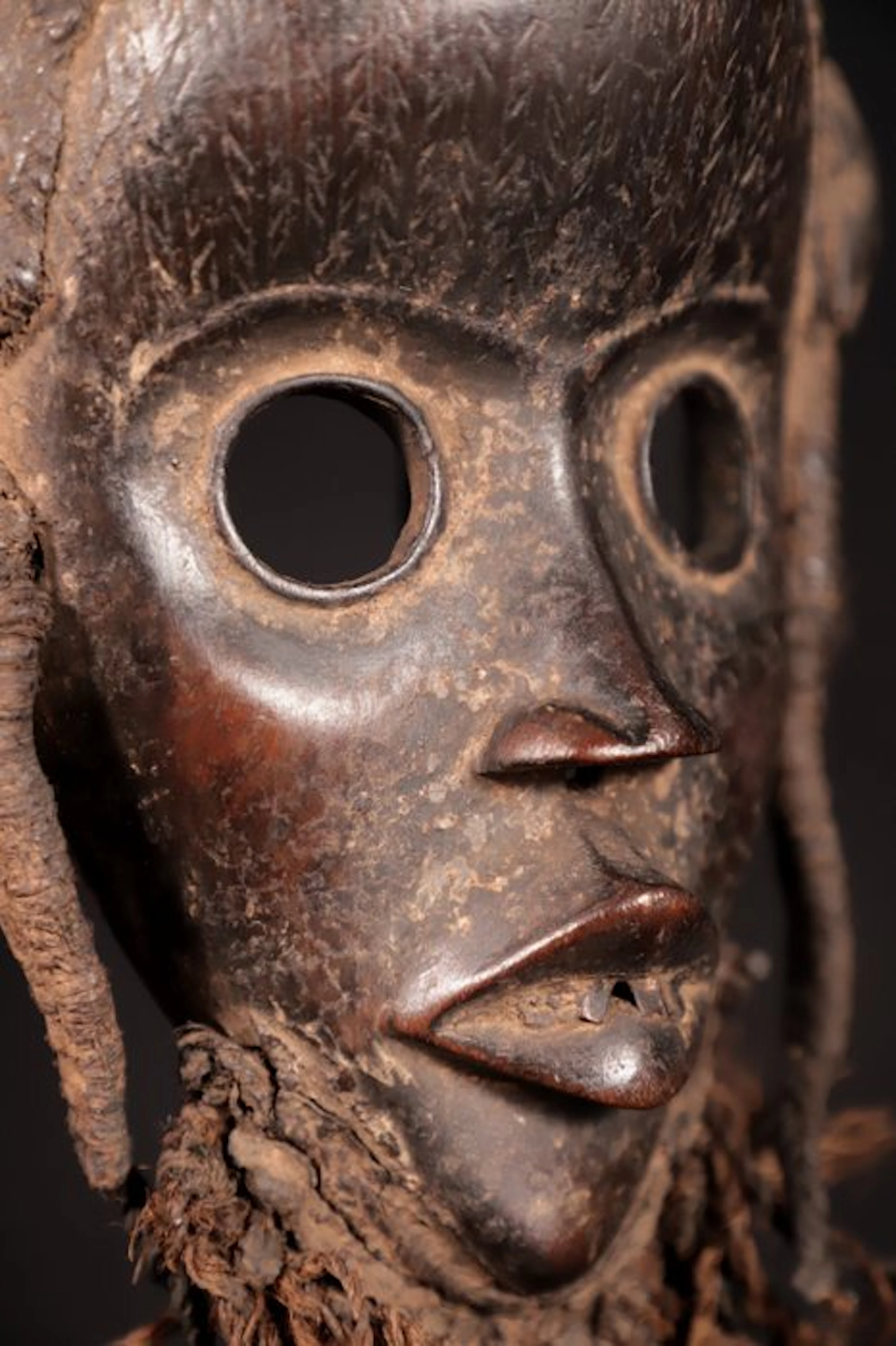 Tribal mask - Dan "Gunyege" Mask - 36 Cms - Côte d’Ivoire