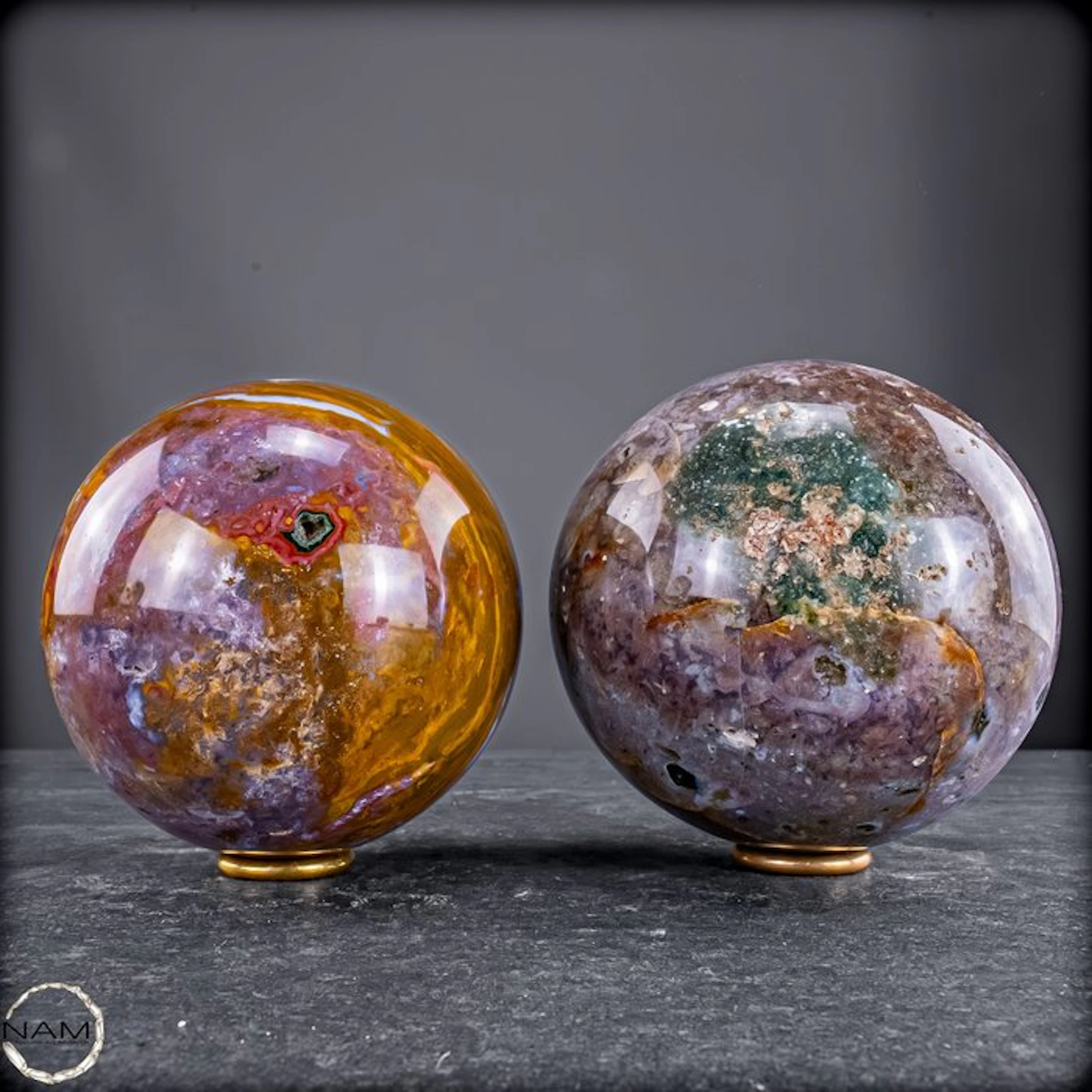 Ocean Agate Sphere Set – Two Fascinating Worlds of Color