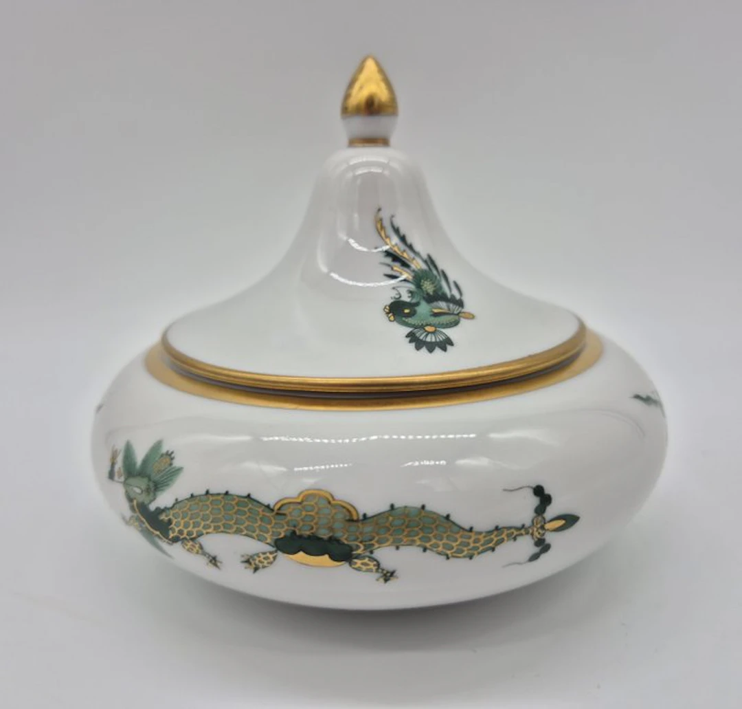 Meissen - Deckeldose, Reicher Hofdrache Grün, 1. Wahl - Can - Porcelain