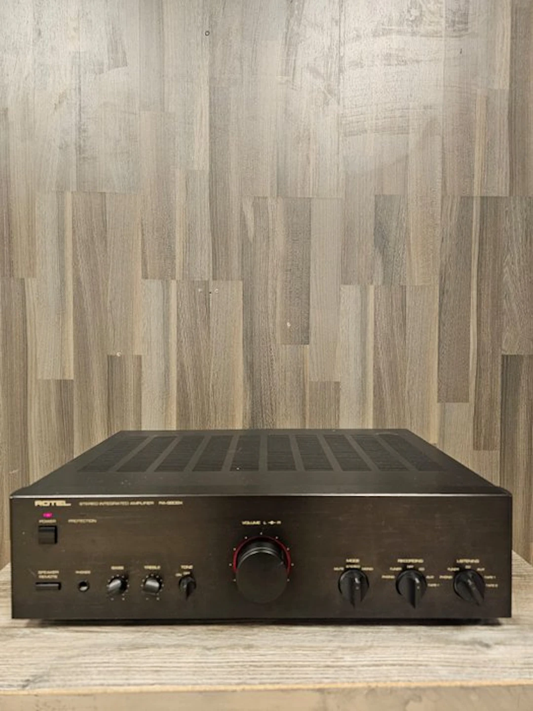 Rotel - RA-980BX Solid state integrated amplifier