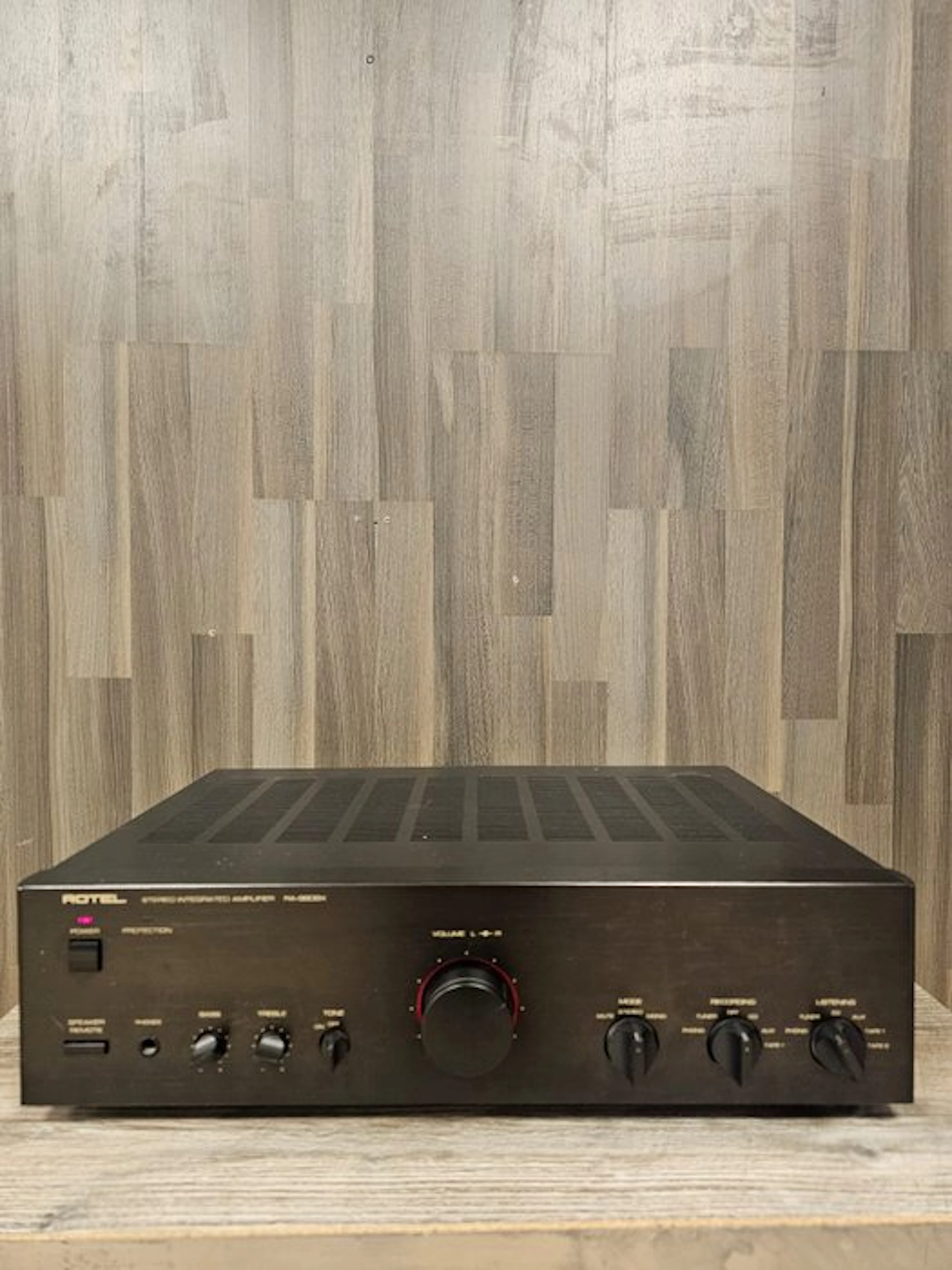 Rotel - RA-980BX Solid state integrated amplifier