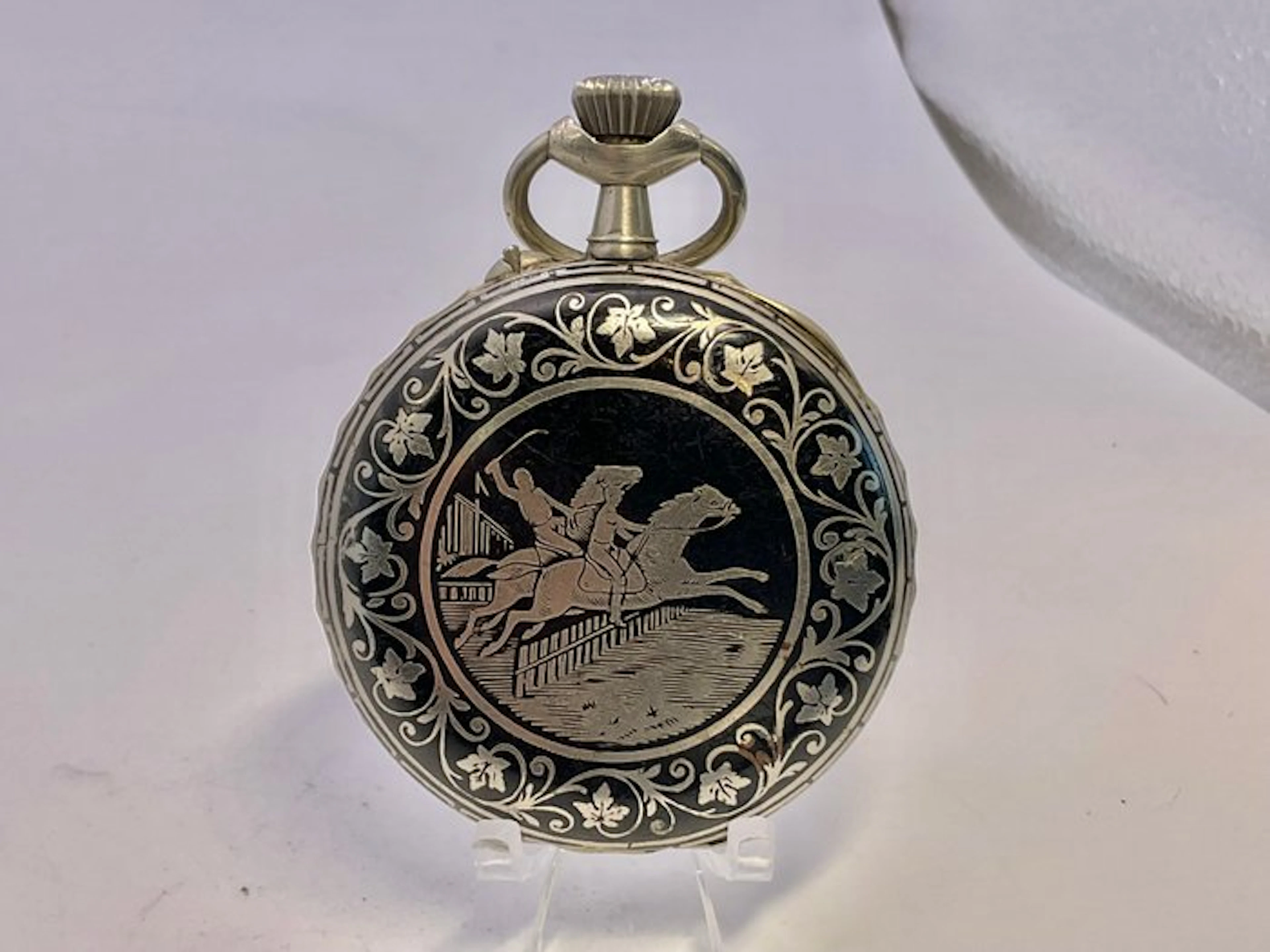 Beaucourt Regulateur Automobile Metallo Niellato 1900 - 1850-1900