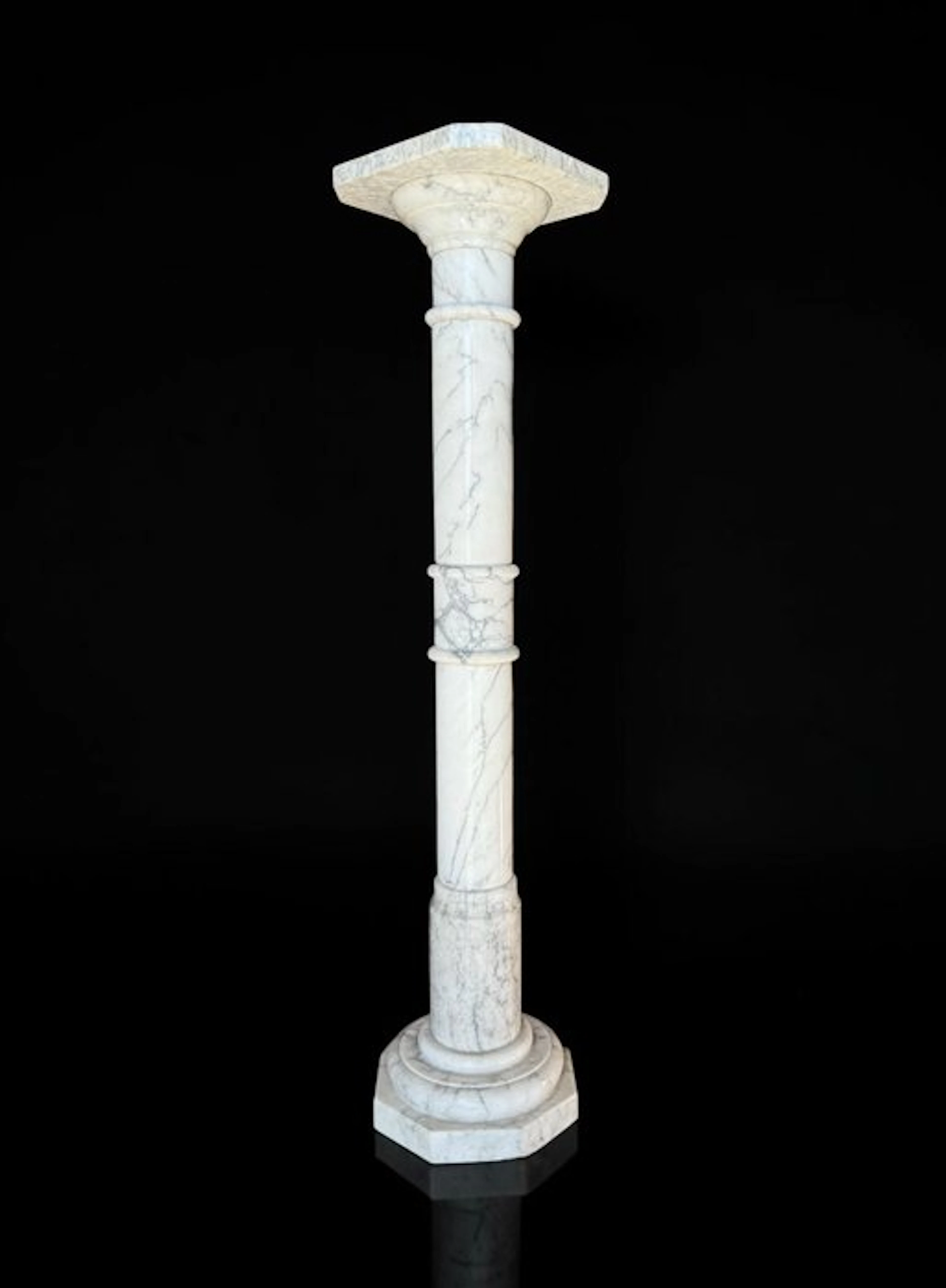 Column - Marmo Bianco Statuario Venato di Carrara - fine...