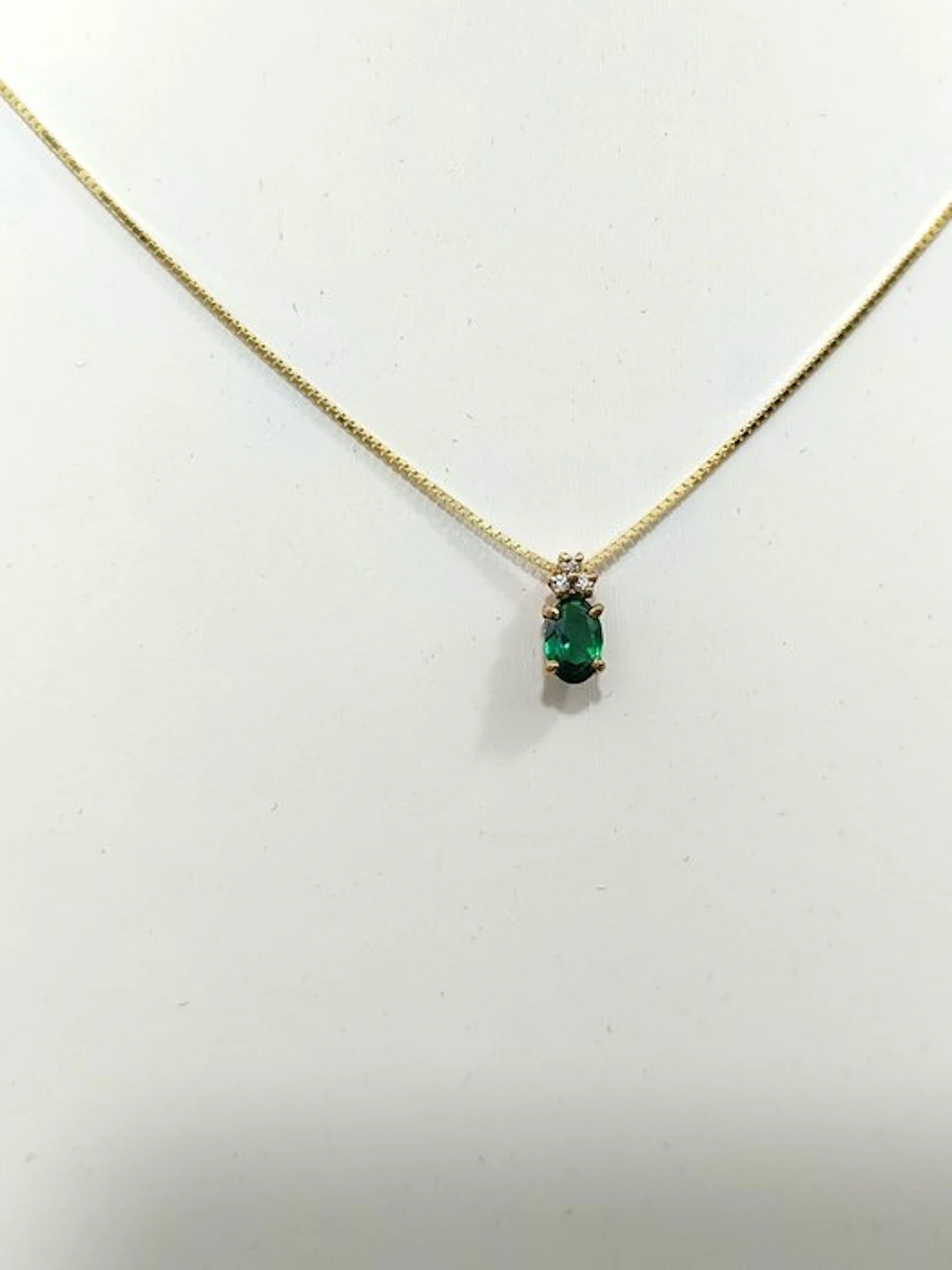 Necklace with pendant - 18 kt. Yellow gold Diamond (Natural) - Emerald