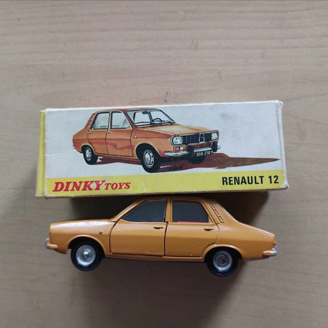 Dinky Toys 1:43 - Model car - Renault 12