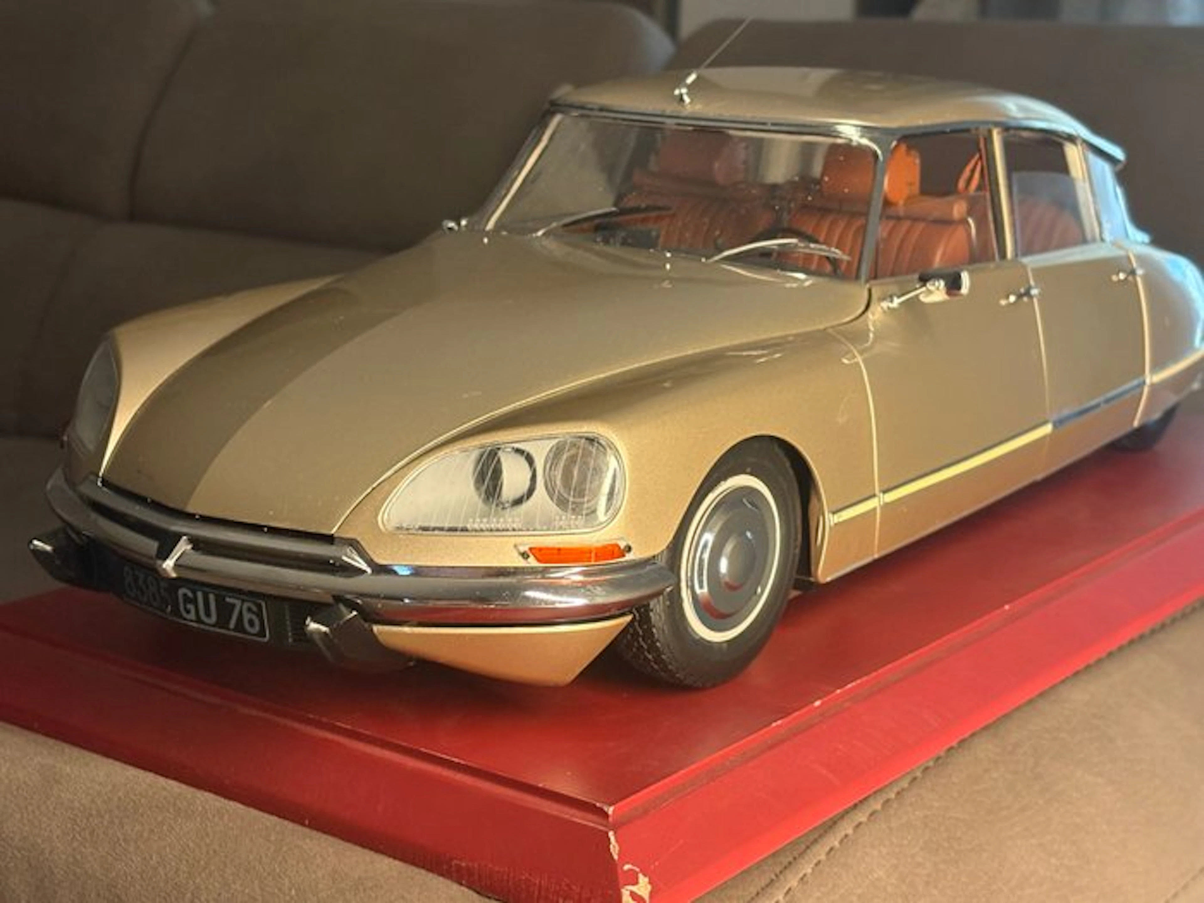 Altaya 1:8 - Model car - Citroen DS 21 Pallas